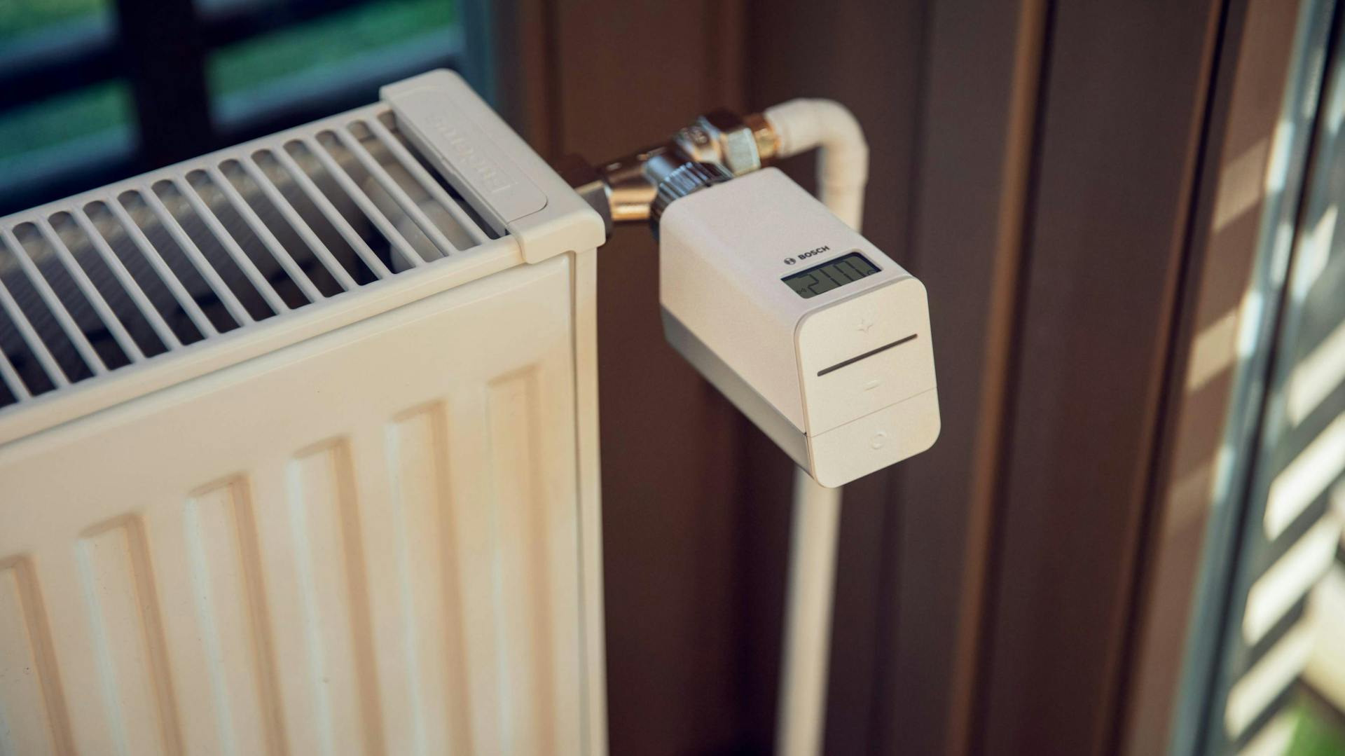 Thermostat an Heizkörper.