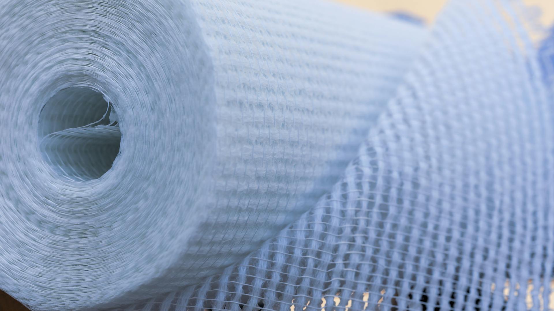 Eine Rolle Glasfasertapete