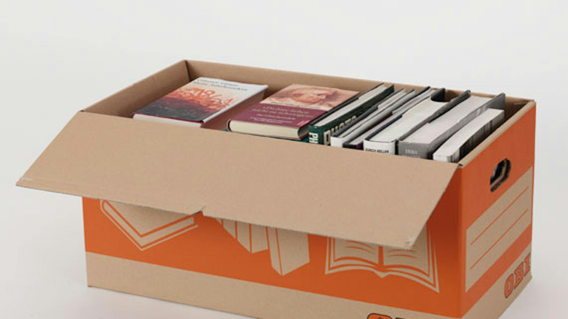 Umzugskarton mit Büchern