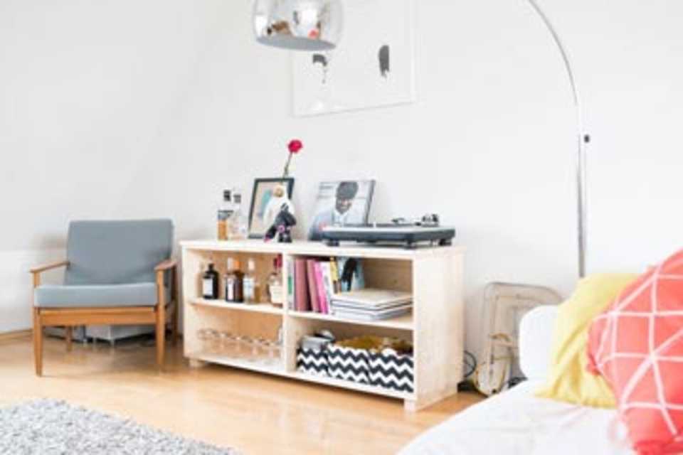 Sideboard Thea im Wohnzimmer.