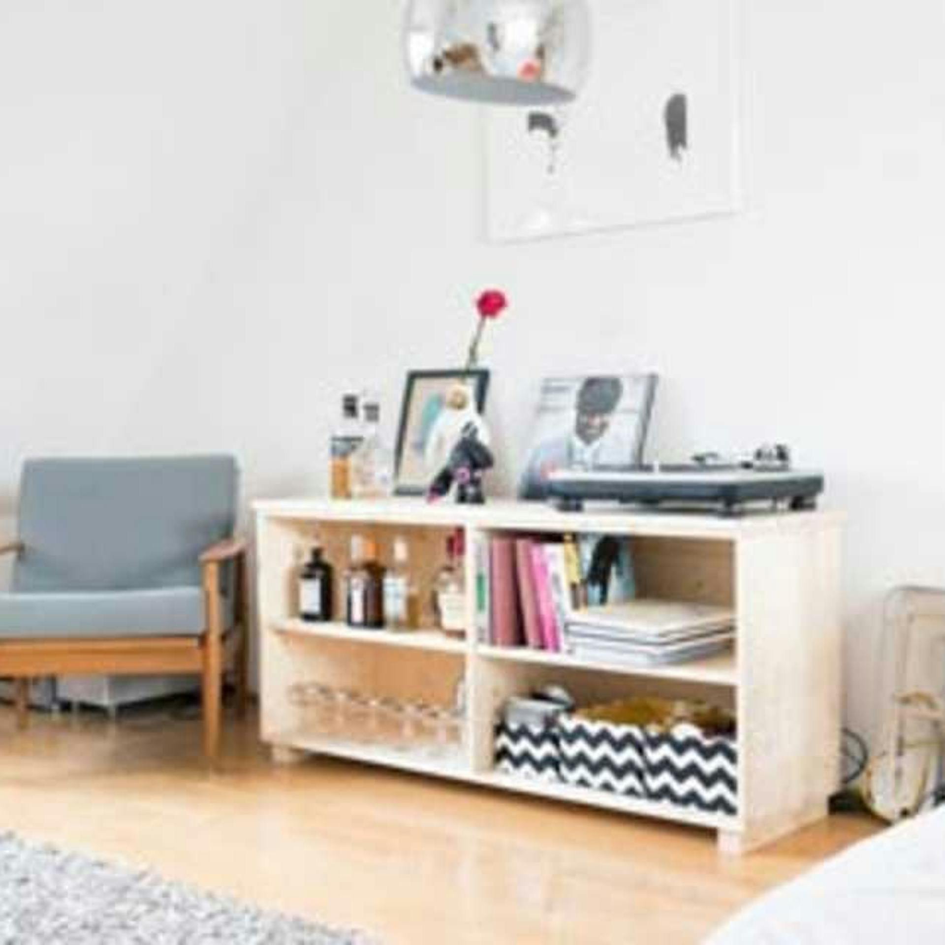 Sideboard Thea im Wohnzimmer.