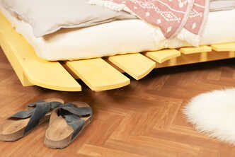 Bett Ferdinand Material