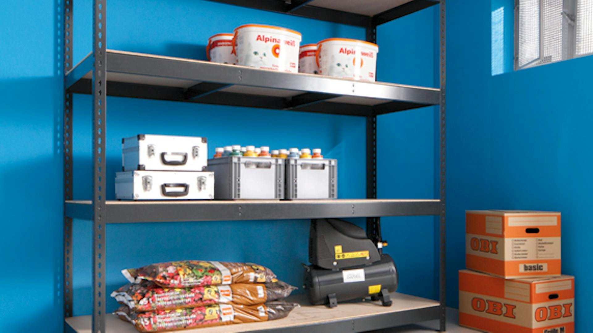 Schwerlastregal in Keller