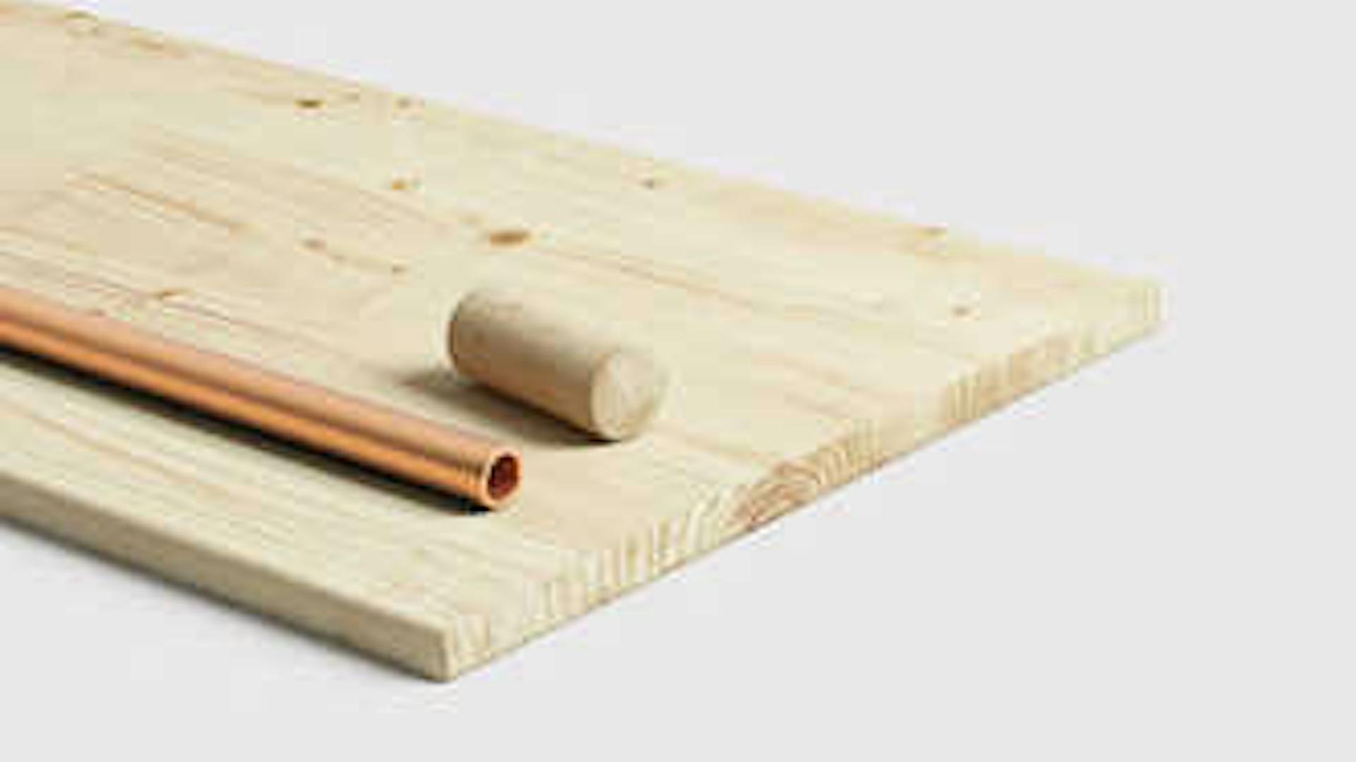 Material für den Bau der Garderobe Merle.