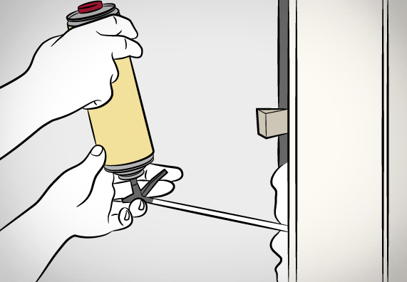 Riempire il giunto aperto con schiuma espansa