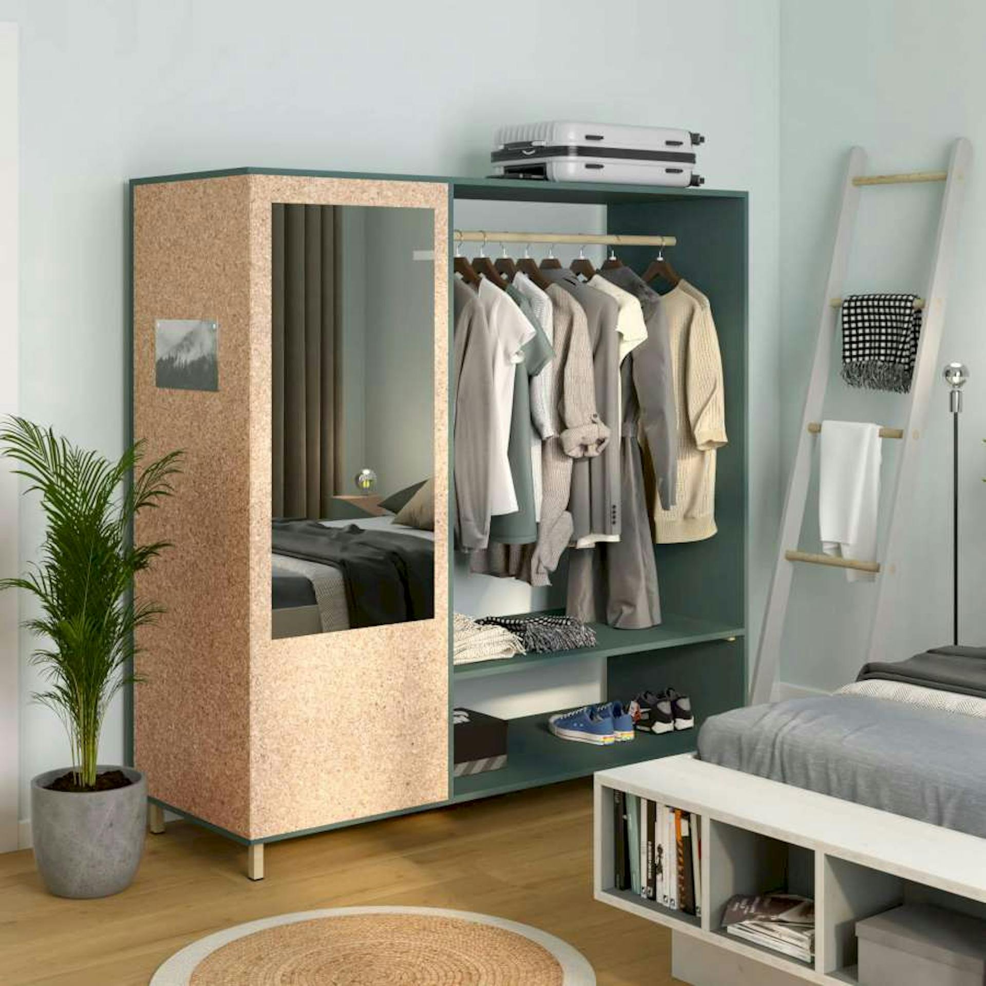 Schlafzimmerschrank, dessen Seitenwand und Tür mit Korkmatten beklebt ist