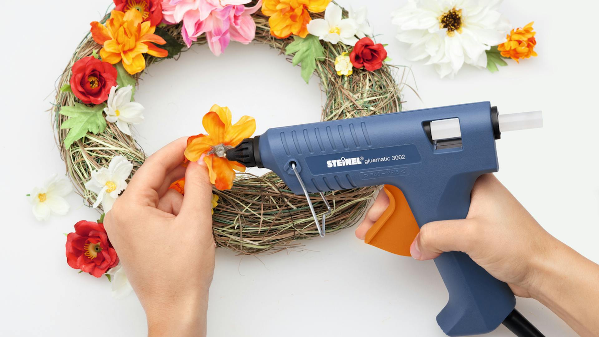 Kleber für jedes Material Heißklebepistole Heißkleber Bastelarbeit Kranz Blumen