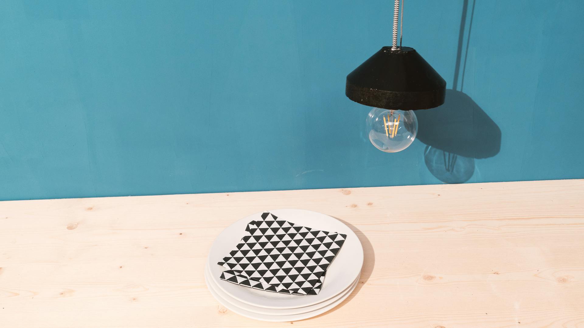 Hängelampe Schwerelos aus Beton