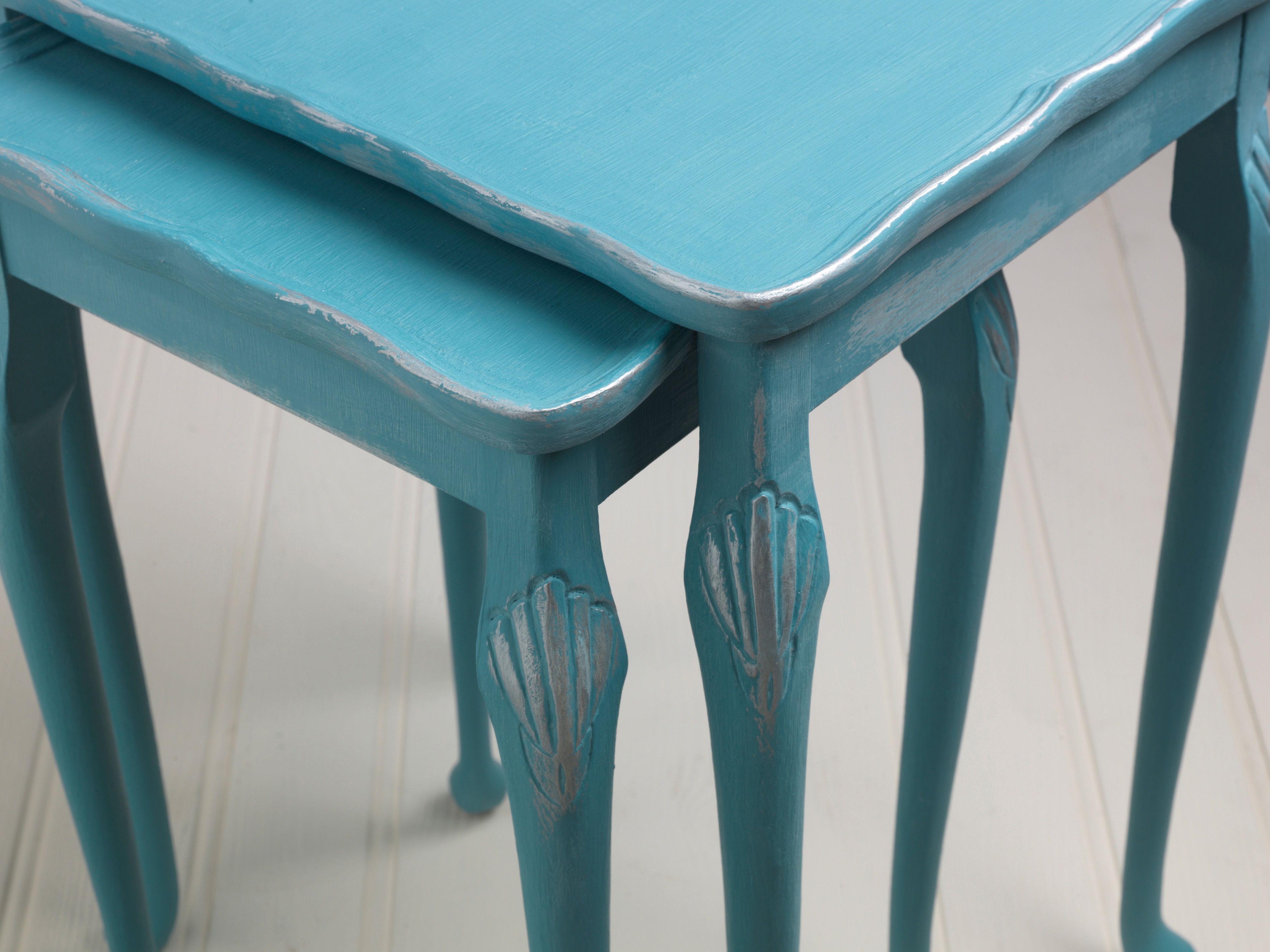 Tavolino da appoggio blu