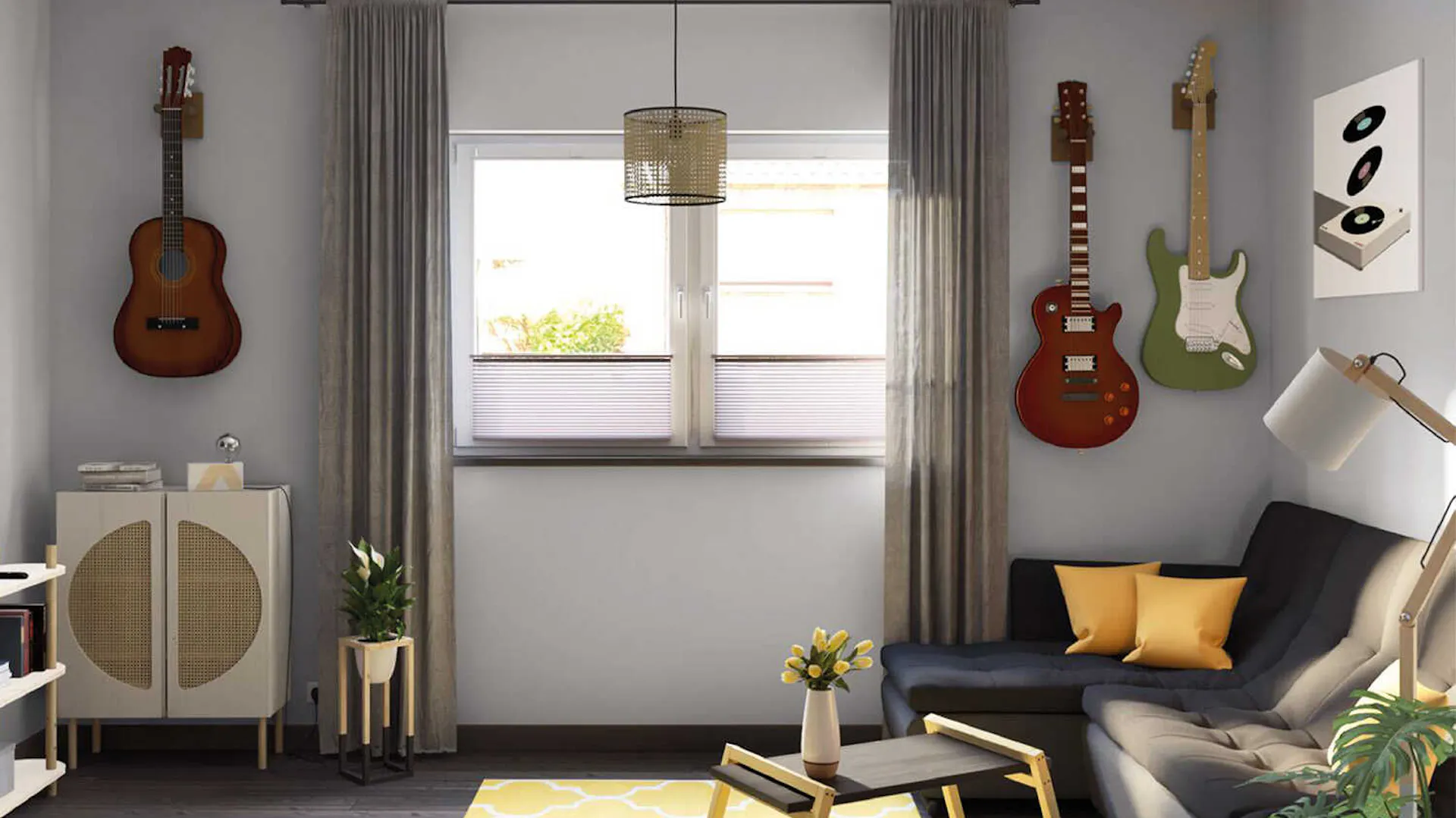 Ein helles Musikzimmer mit Couch, Fernseher und Regalen. An den Wänden hängen verschiedene Gitarren.