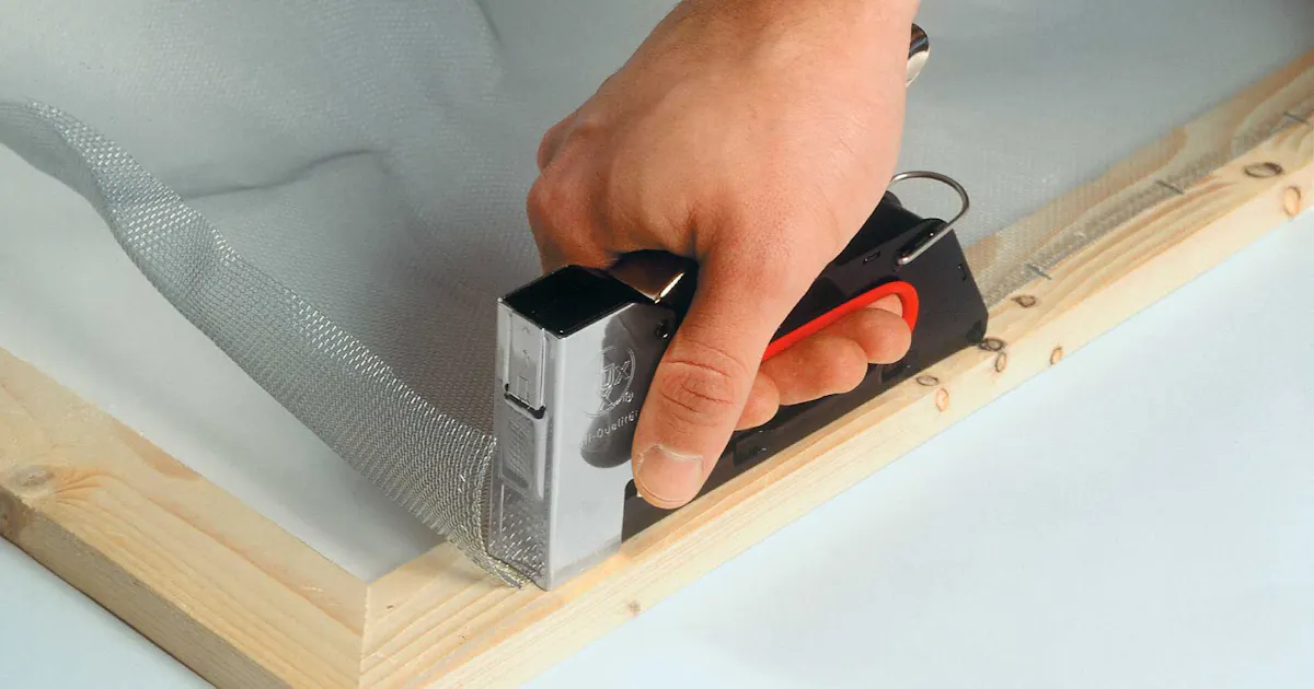 Richtig tackern: Ratgeber zu Tacker-Modellen | OBI