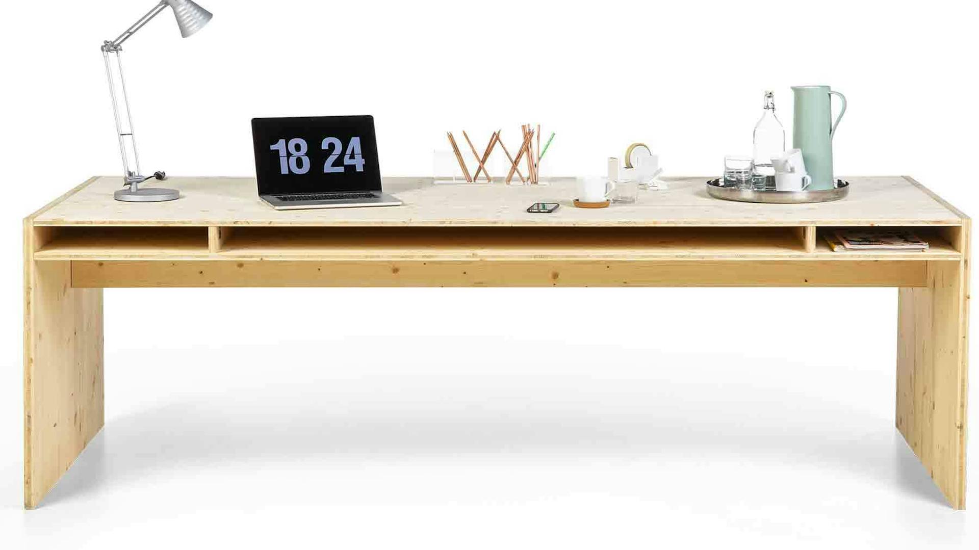 Frontansicht Schreibtisch Otto