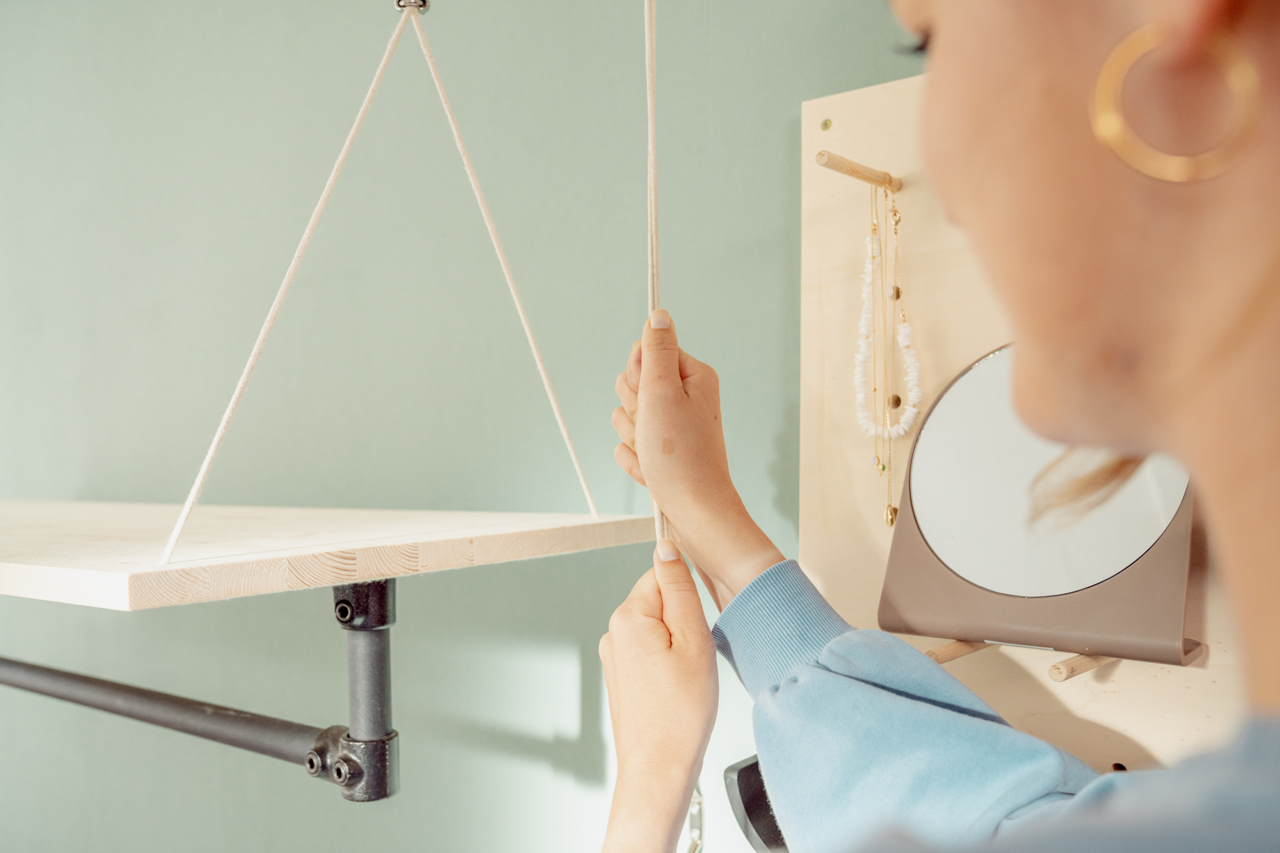 Seilzug-Kleiderstange hochziehen