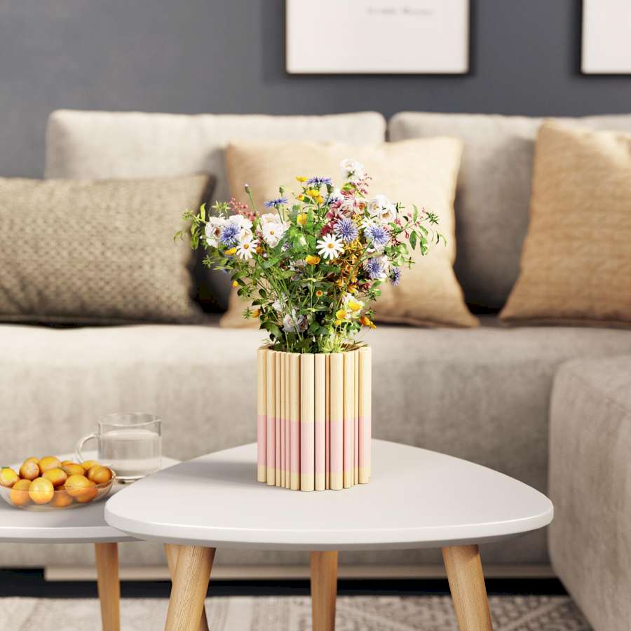 Selbstgemachte Holzvase