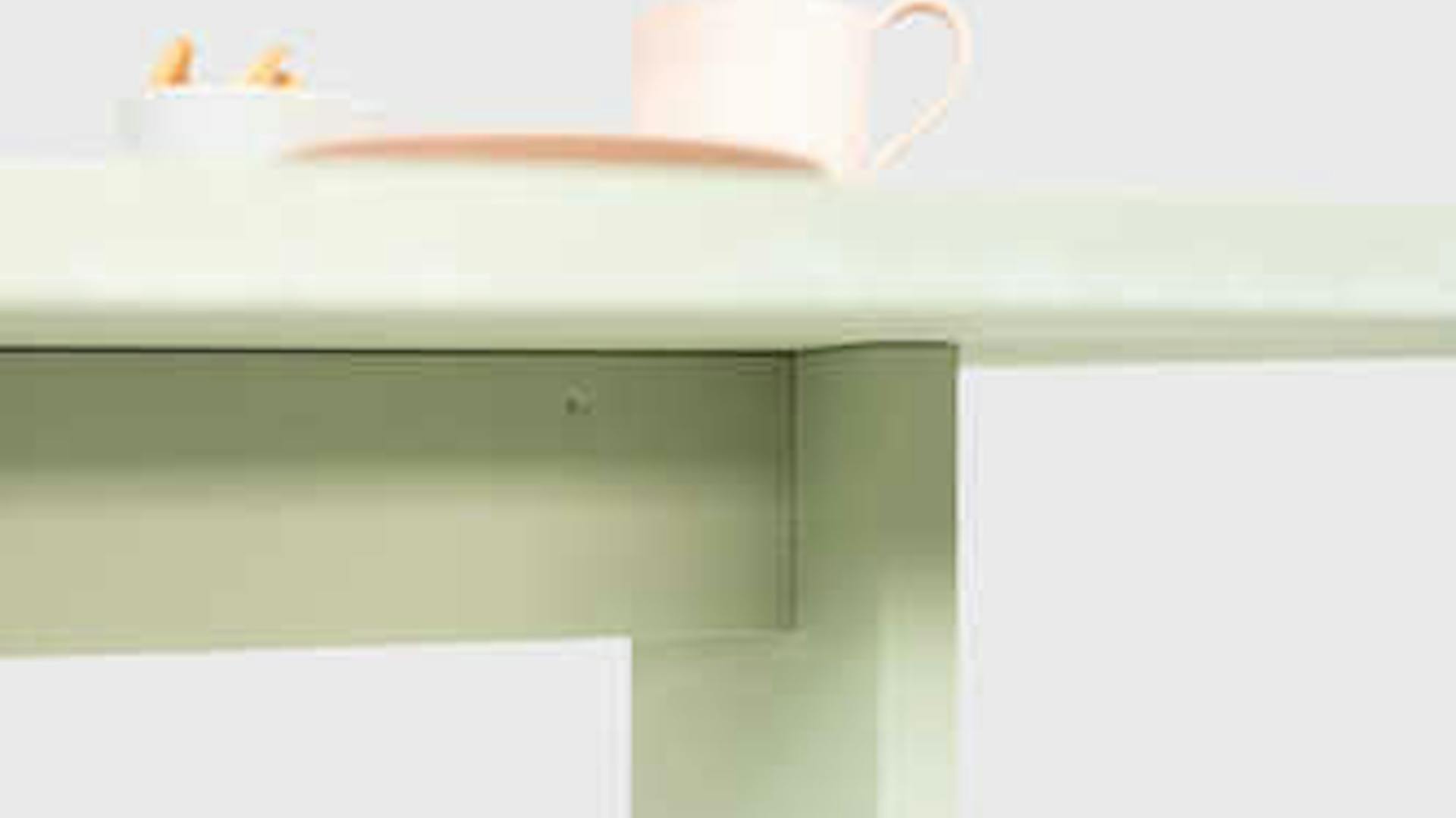 Tisch August in Pastellgrün von der Seite