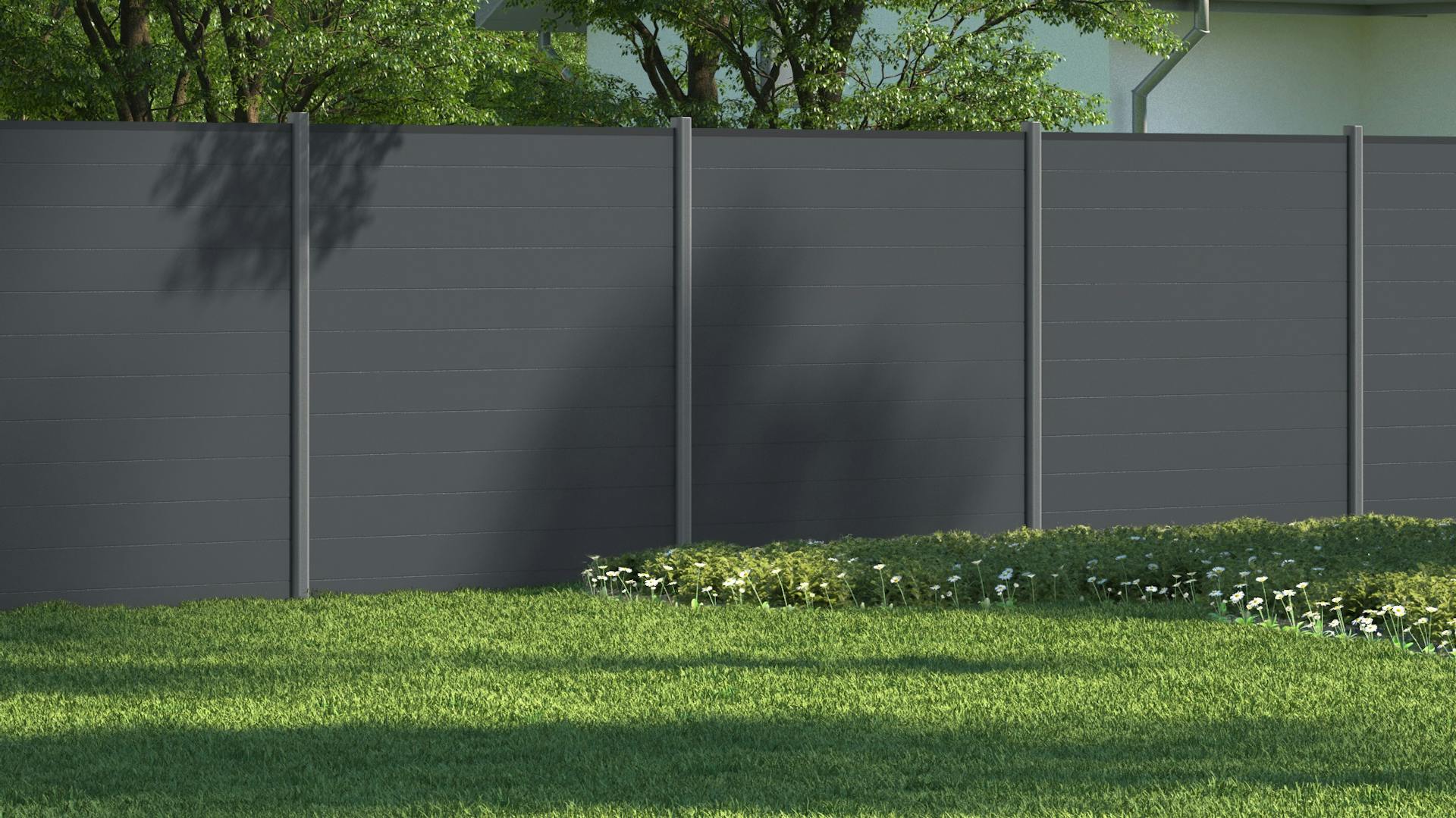 Sichtschutzzaun aus Metall in Anthrazit