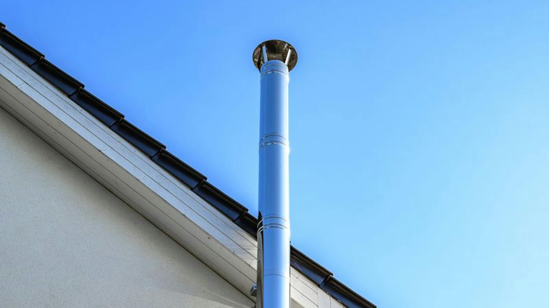Außenschornstein am Haus