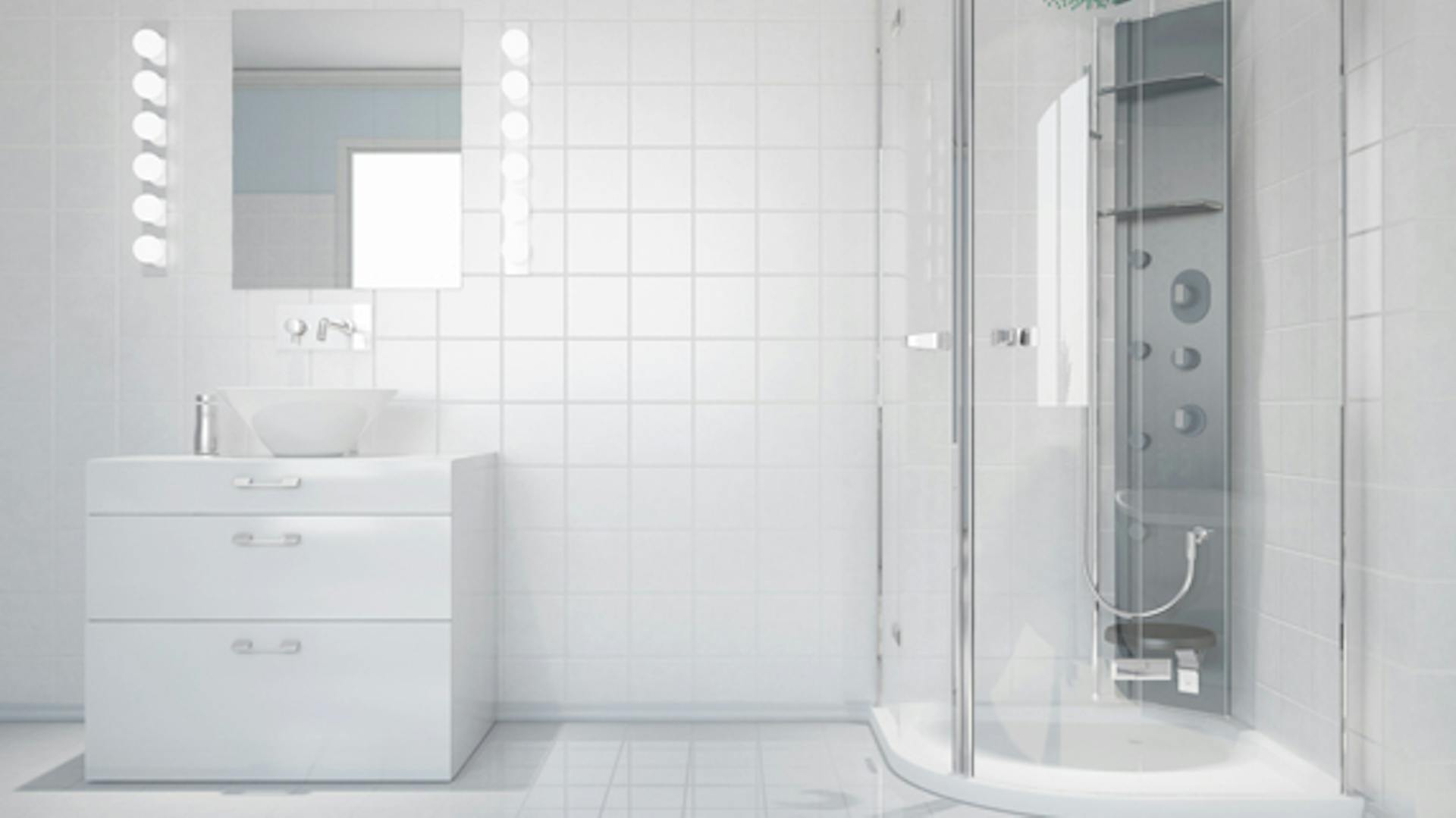 Ein Badezimmer wurde mit Steingutfliesen gefliest.