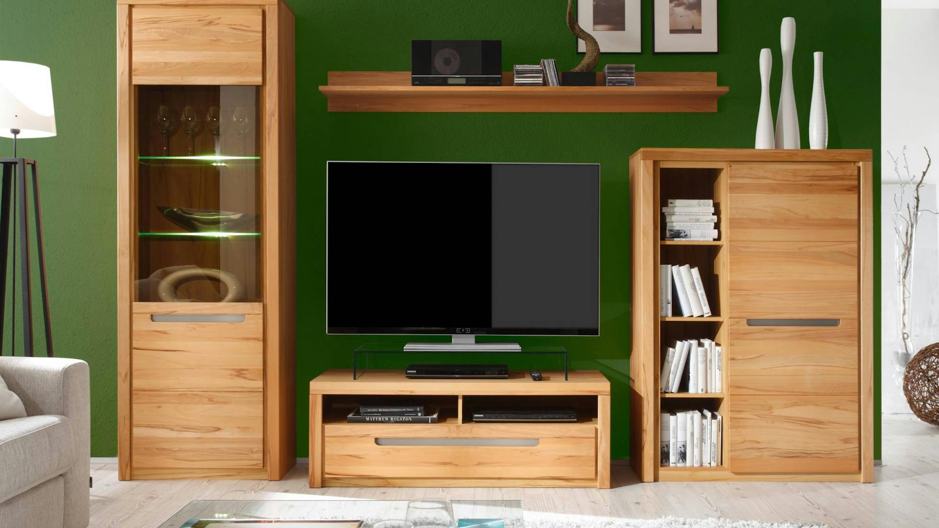 Obývačková stena z bukového dreva