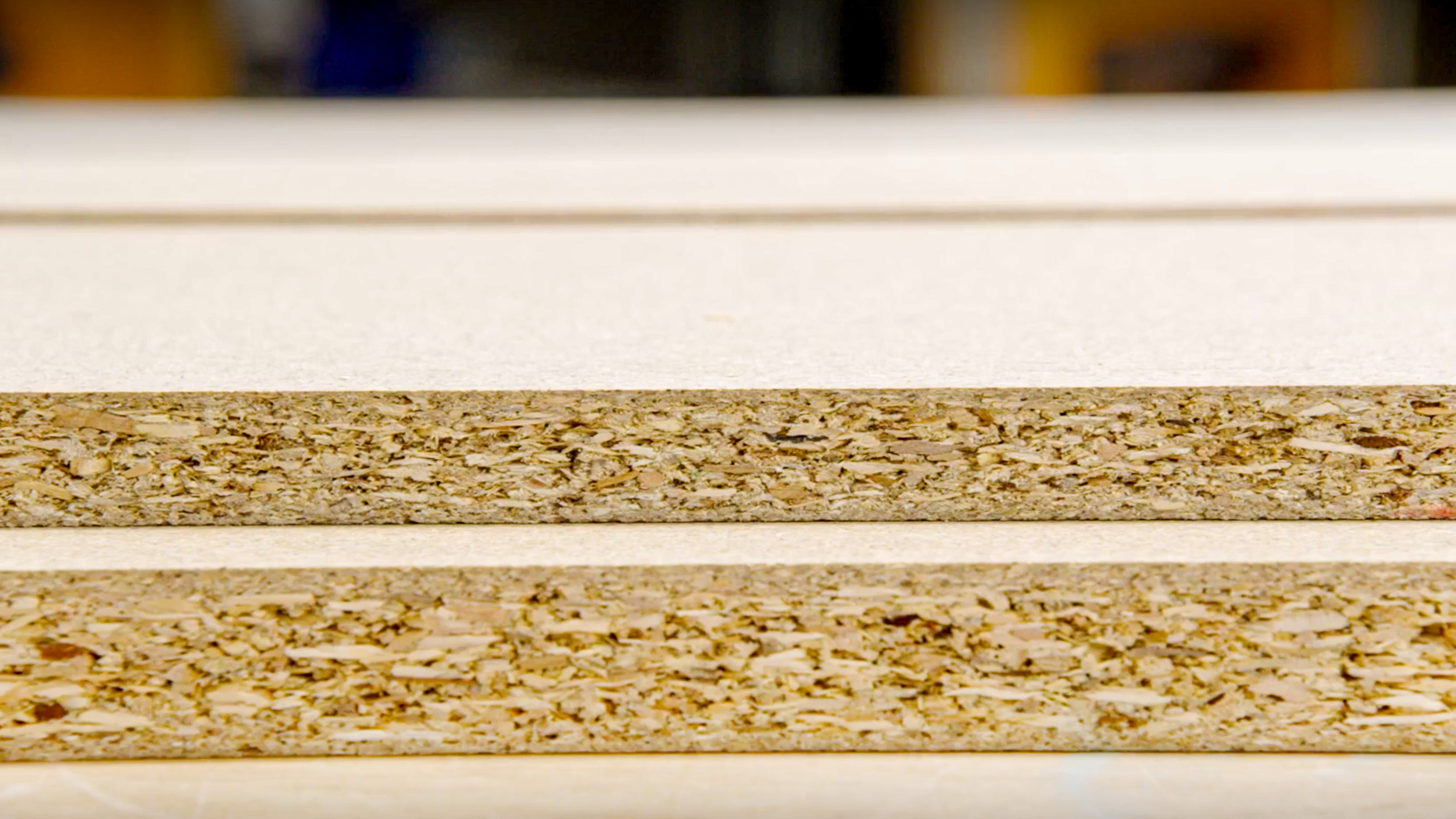 Neopracované drevotrieskové dosky