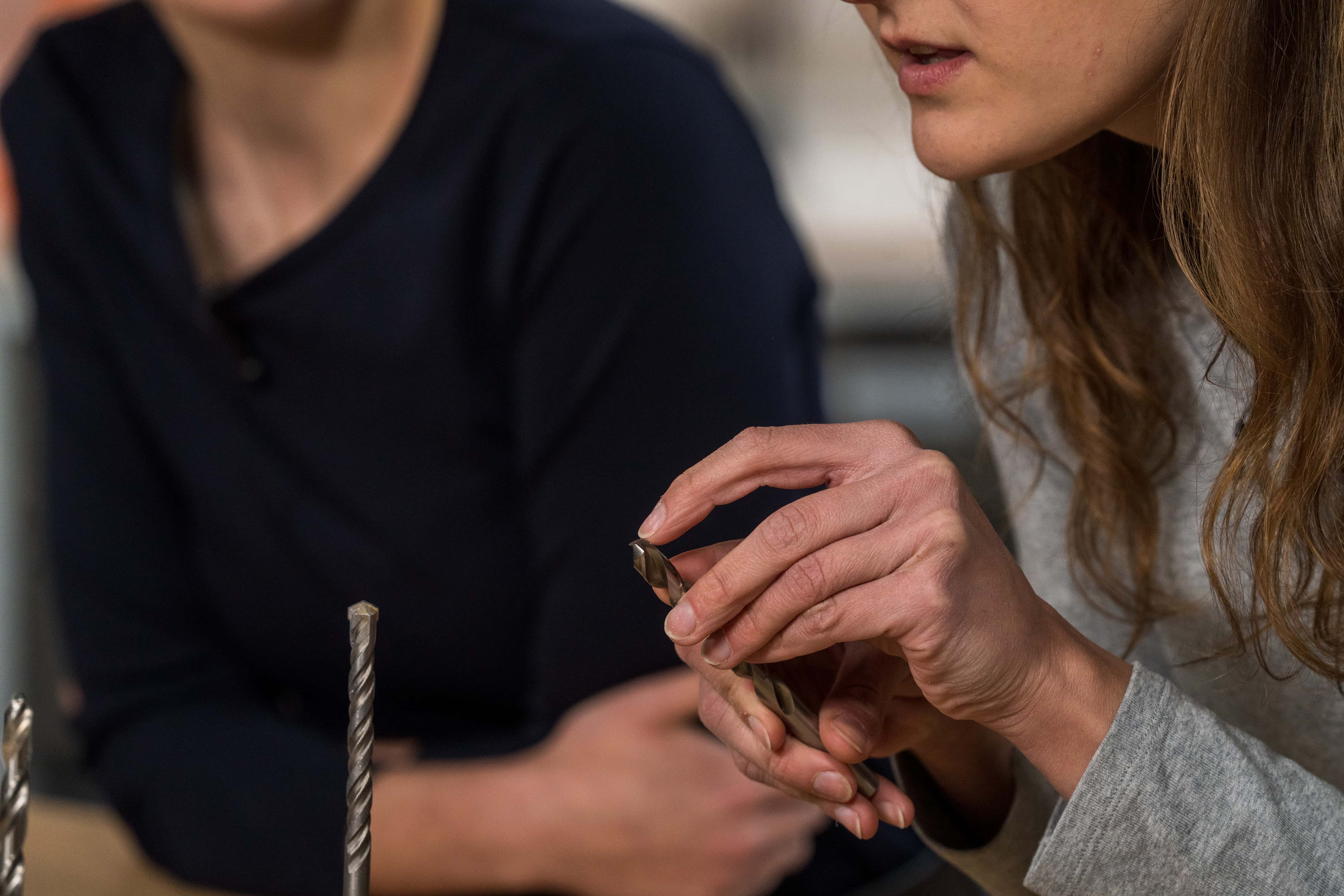 Nahaufnahme eines Metallbohrers