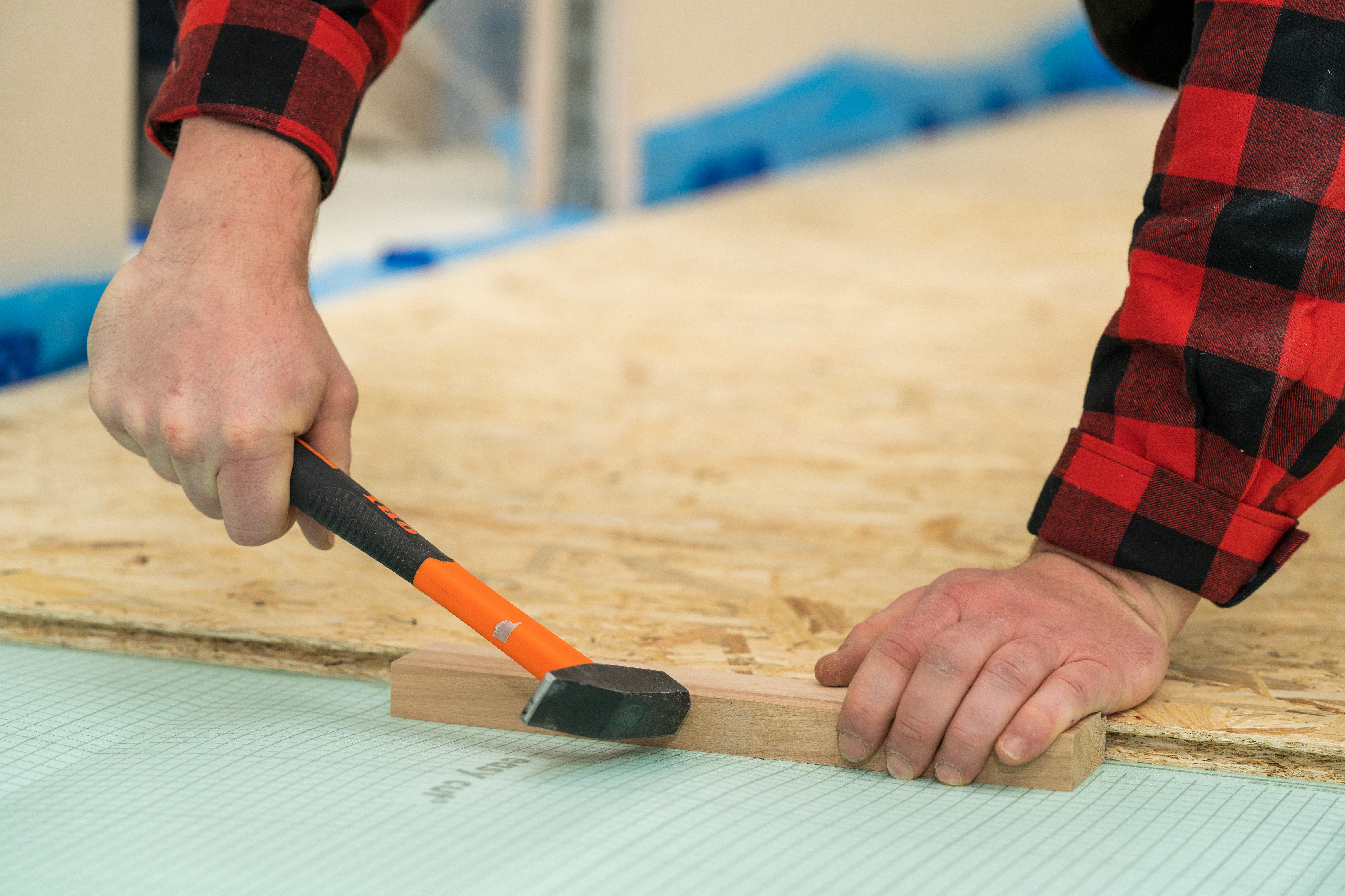 Osb Platten Verlegen Auf Balken Abstand OSB-Platten verlegen – Anleitung mit Video | OBI