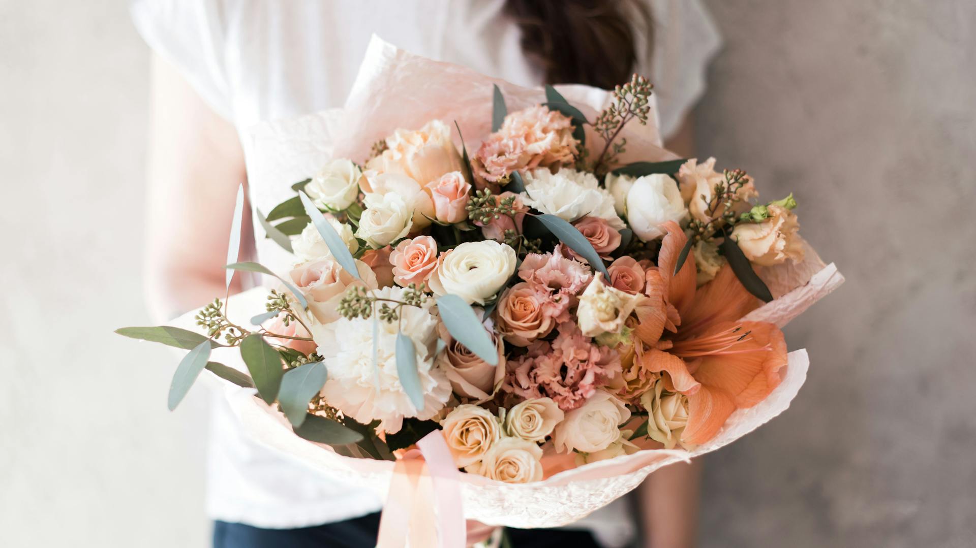 Schnittrosen im Strauch