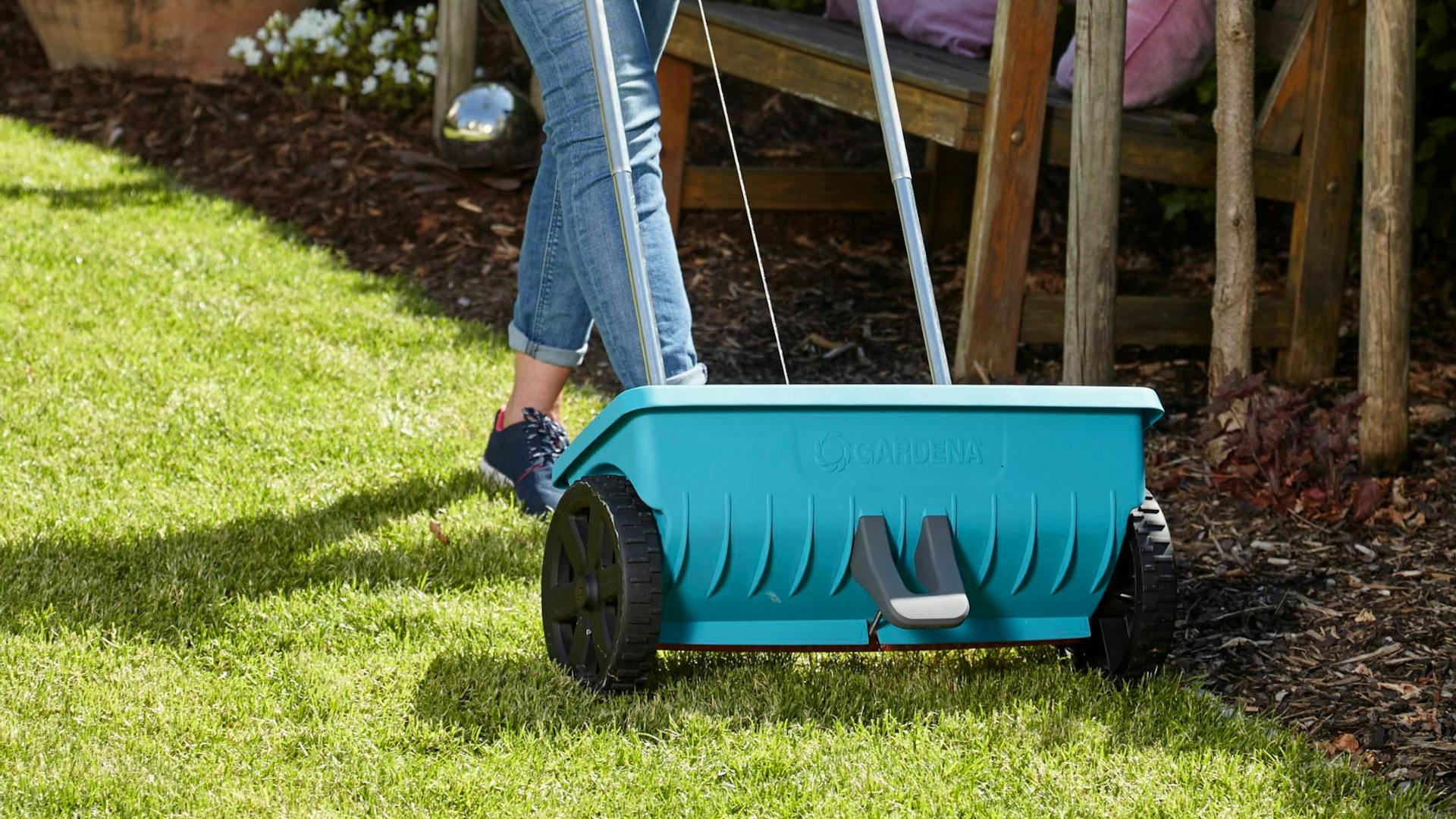 Streuwagen mit Dünger