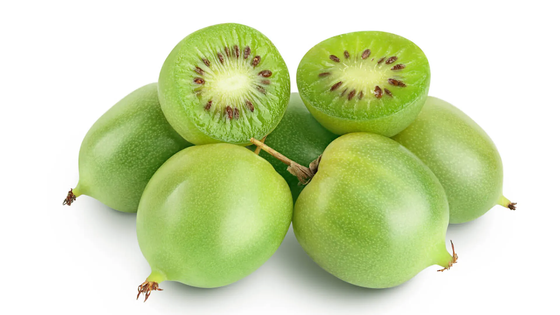 Zbliżenie na owoce minikiwi.