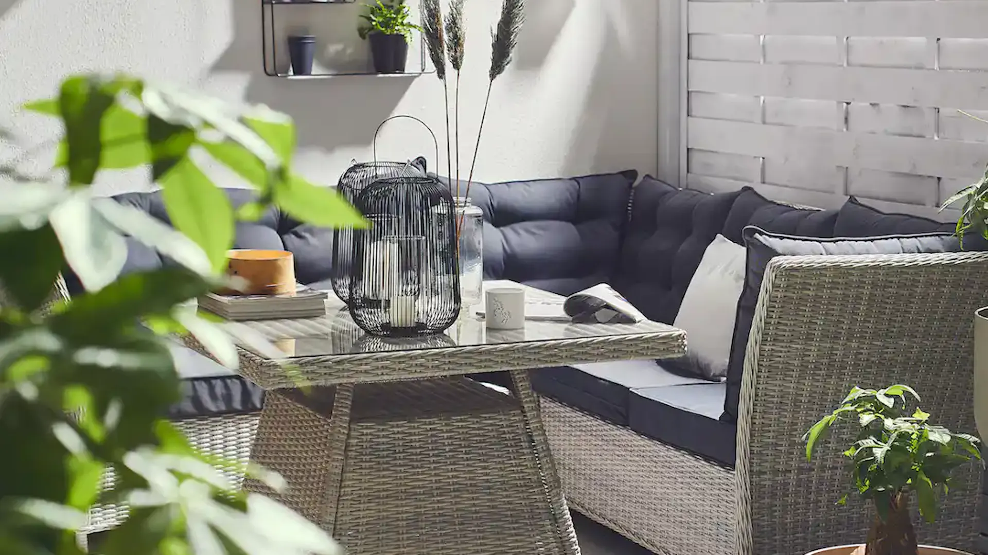 Taras w stylu minimalist zen – zainspiruj się minimalizmem