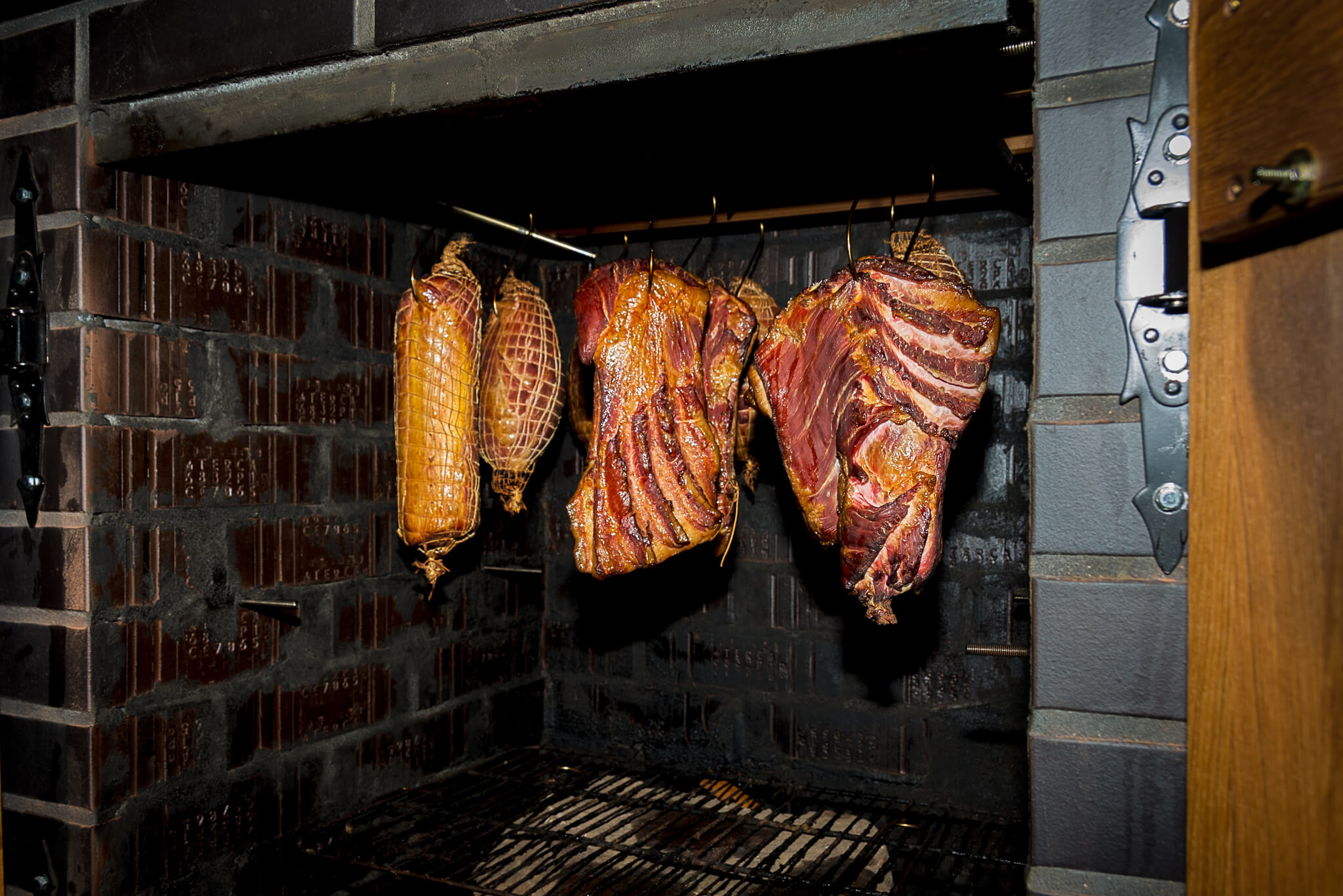 Grill z wędzarnią