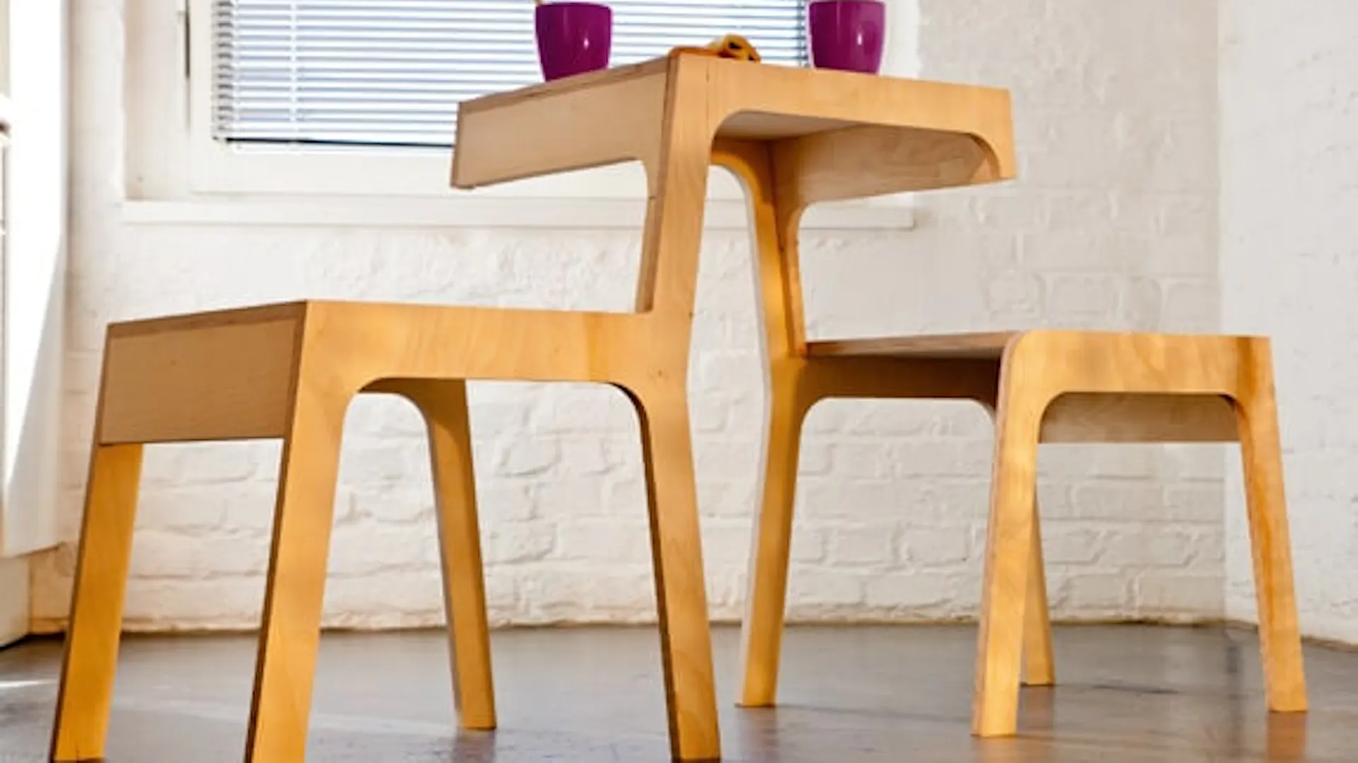 Designerski stół DIY.