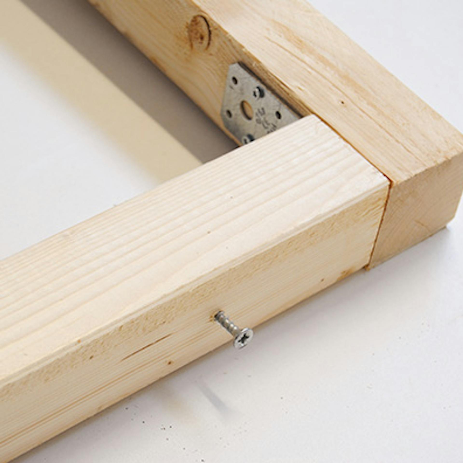 Csavarok alkalmazása távtartóként