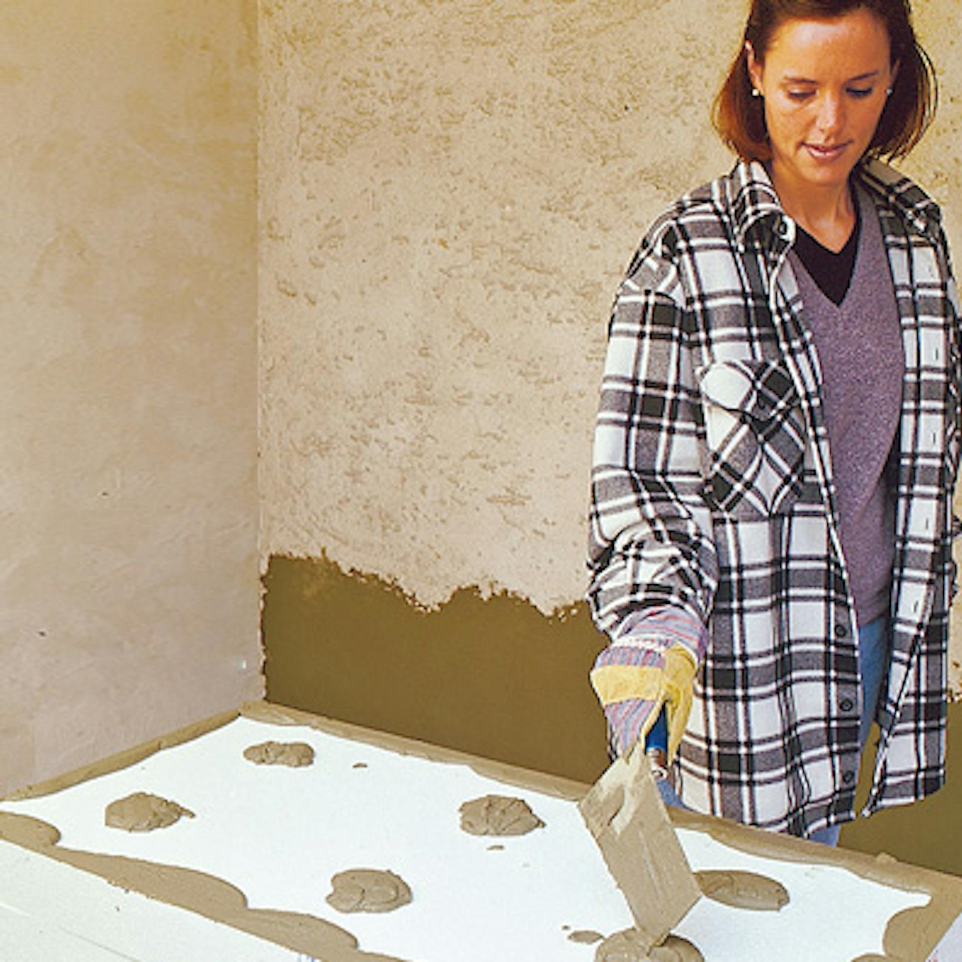 A ragasztóanyag felvitele