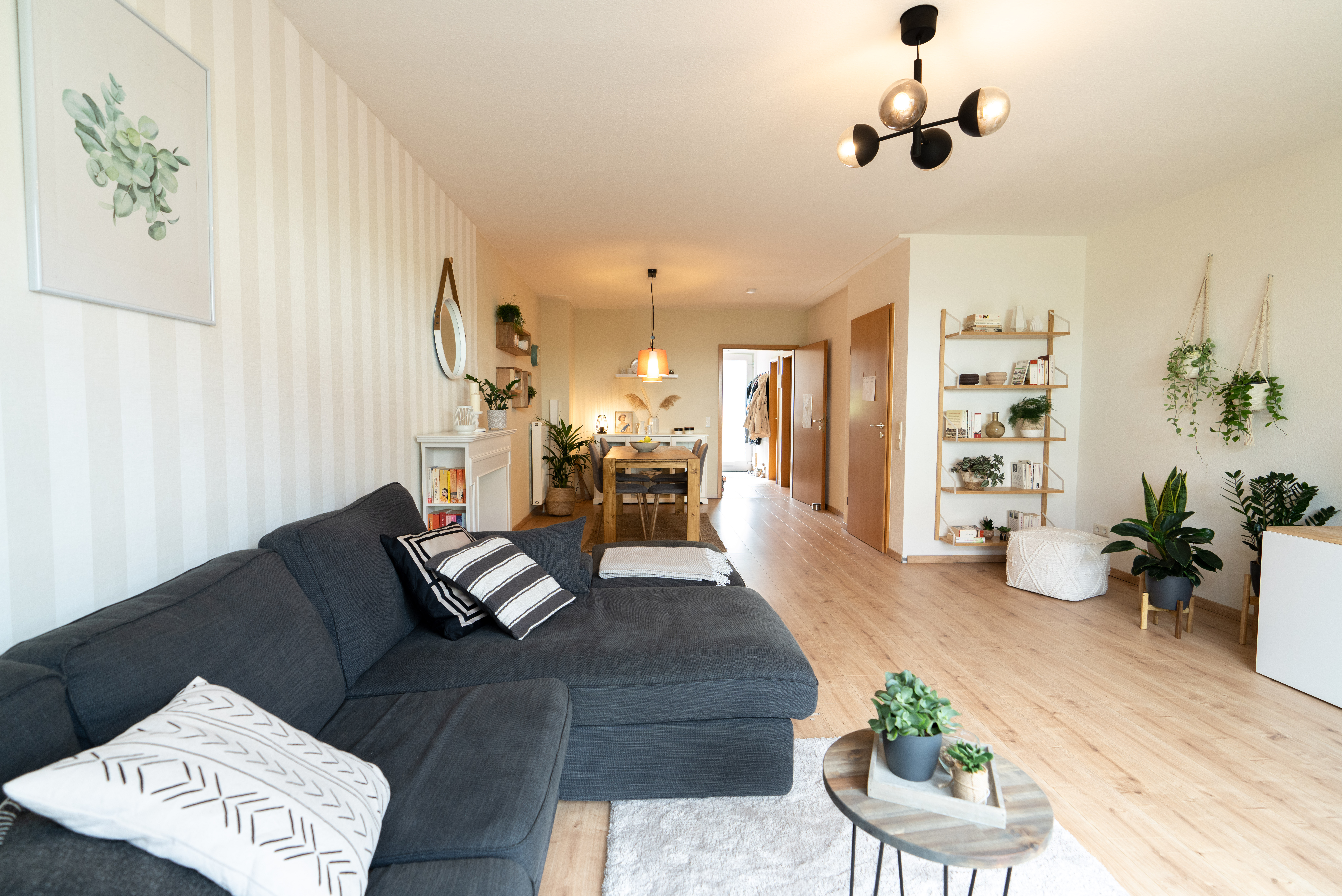 Boden im Wohnzimmer mit Holzoptik