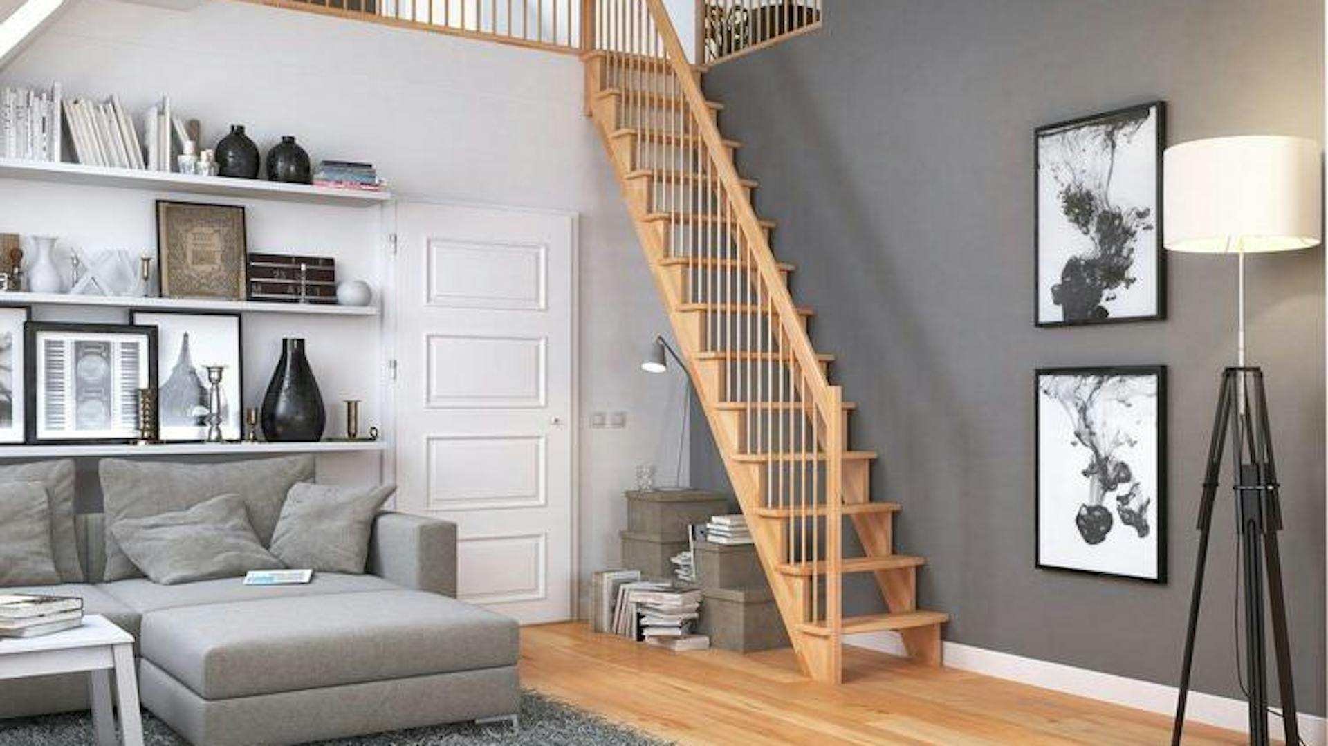 Innentreppe aus Holz mit Geländer