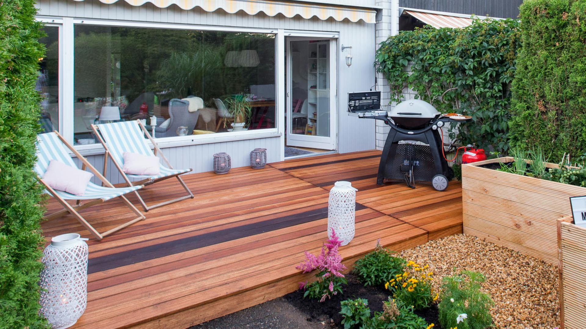 Kundenprojekt Holzterrasse mit Webergrill und Markise