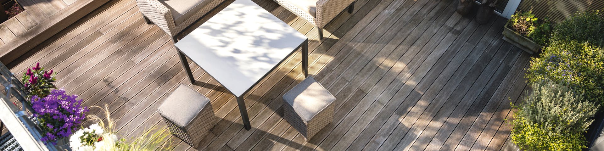 Terrasse mit Holzdielen planen mit OBI