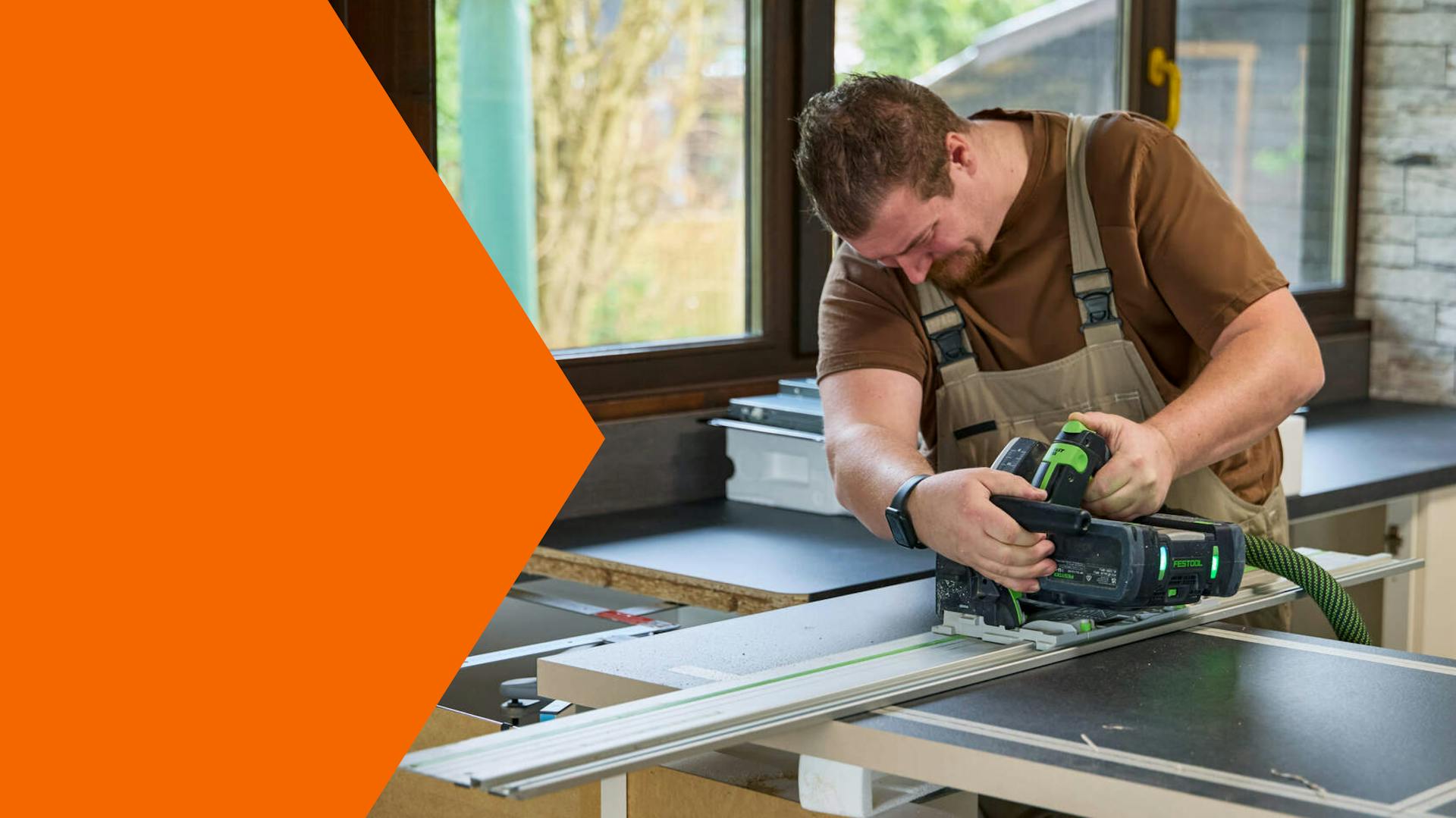 Handy mit Umfrage für individuelles Projekt