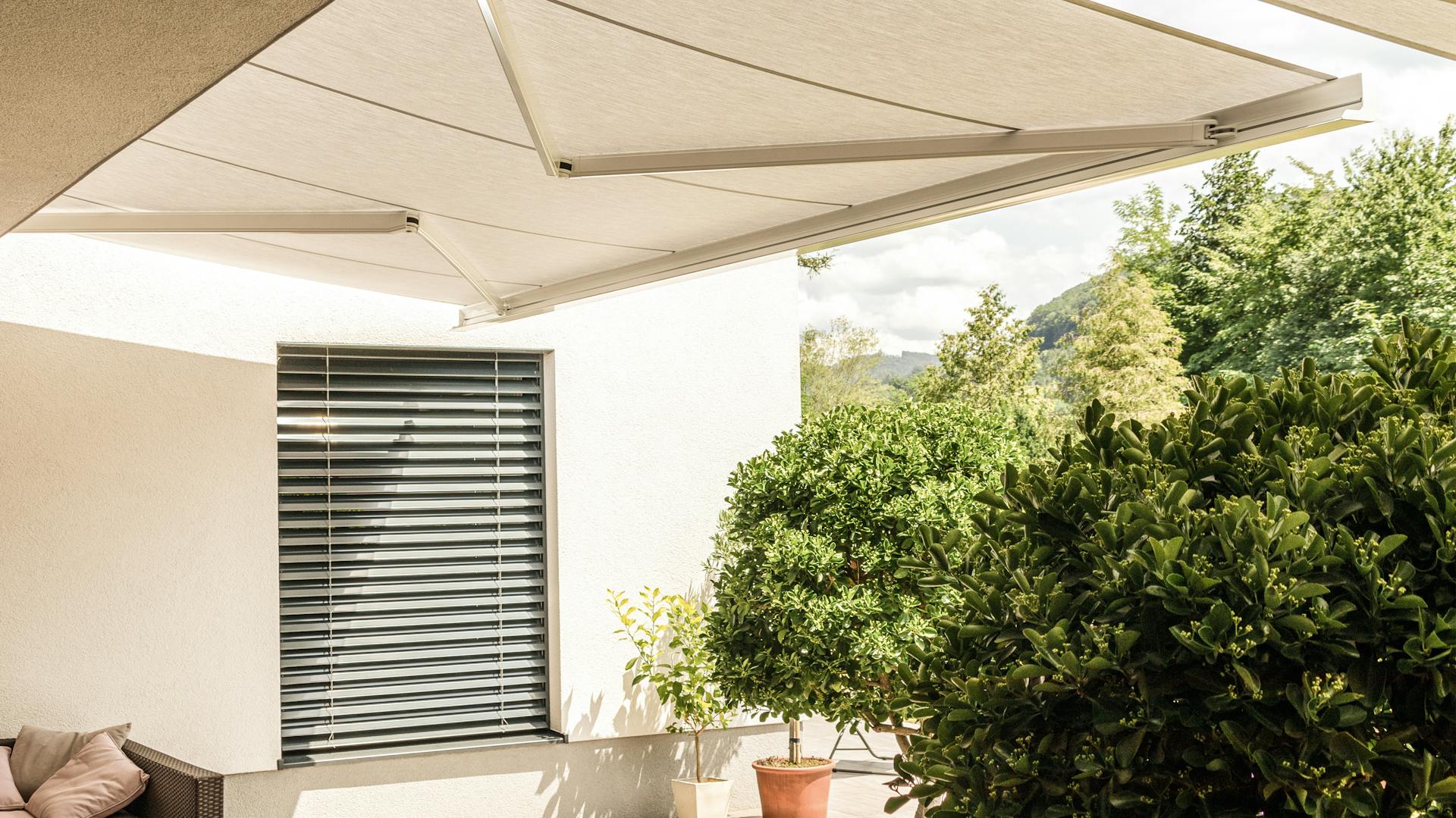 Gelenkarmmarkise für Balkone