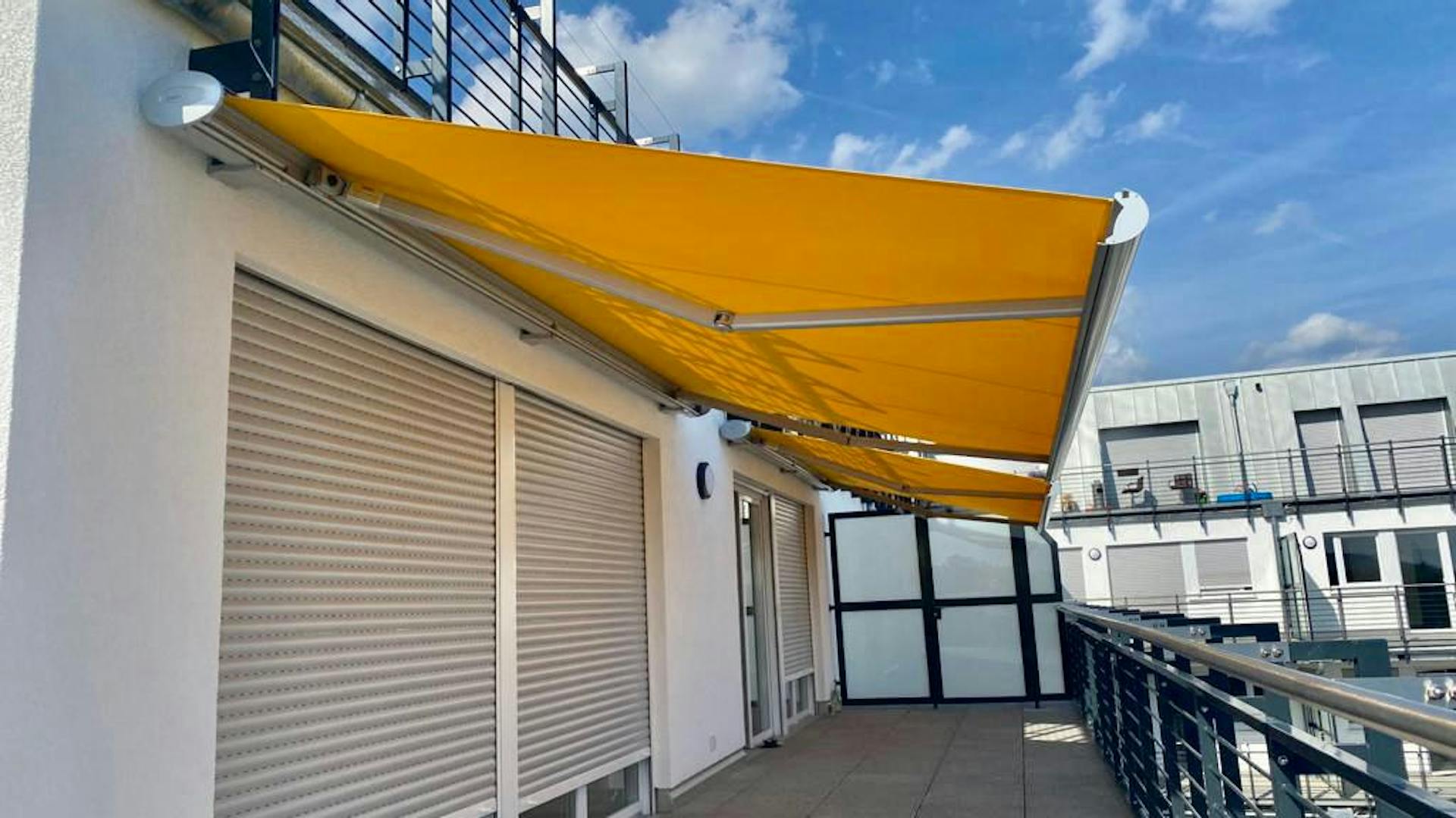 Gelenkarmmarkise für Balkone