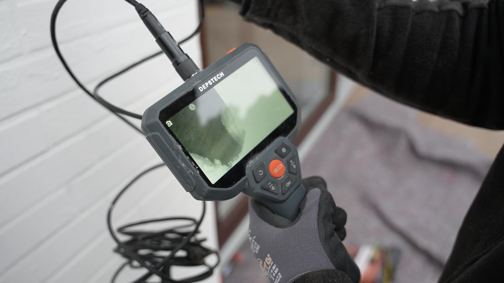 Endoskopkamera in Fassade