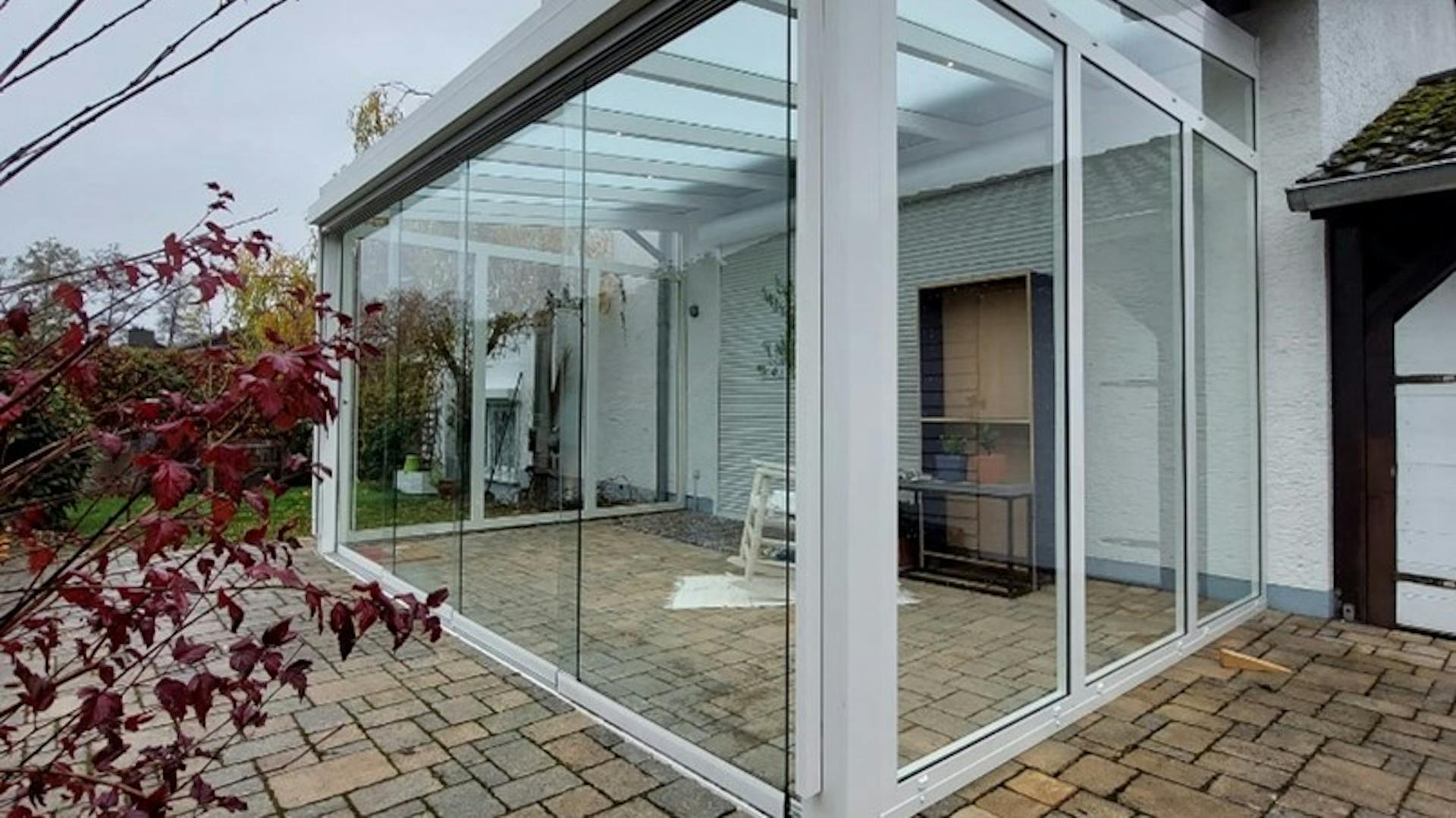 Sommergarten mit Polycarbonat Dacheindeckung in Silber