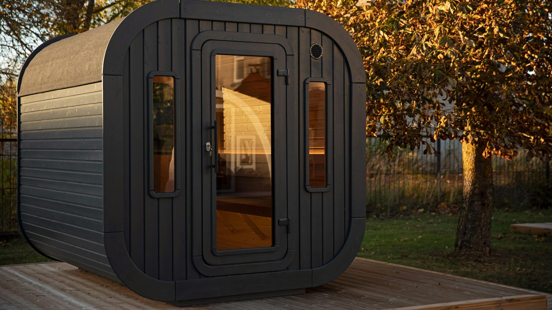 Sauna mit rundem Dach