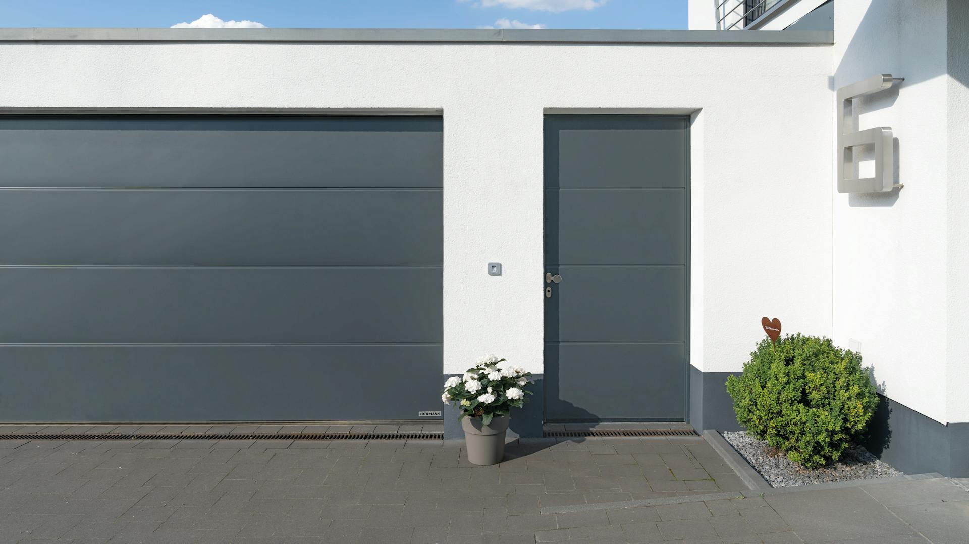 Preisbeispiel Sektionaltor mit Montage