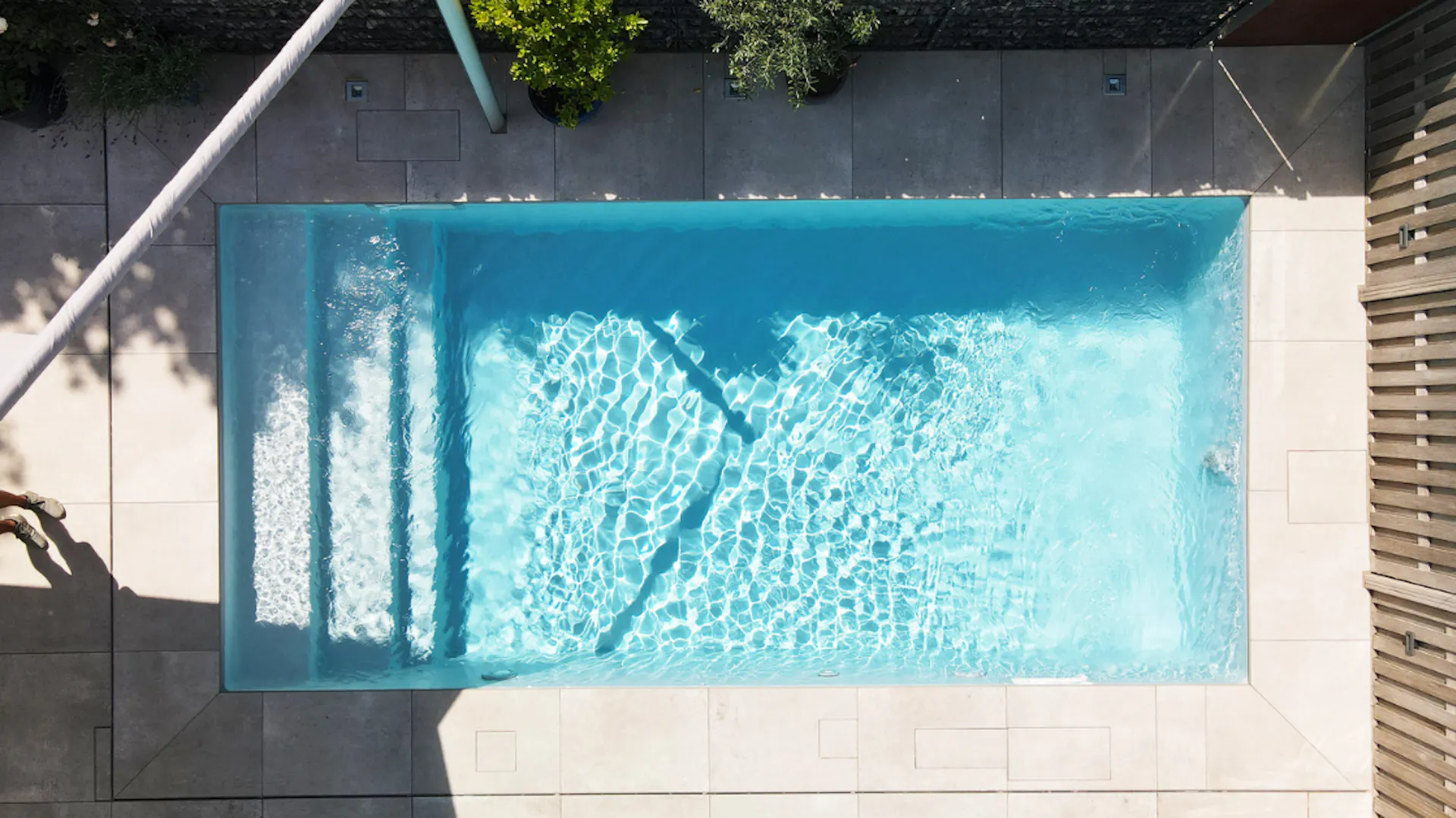 Pool Fertig Poolbau | Beratung, Planung und Einbau aus einer Hand | OBI