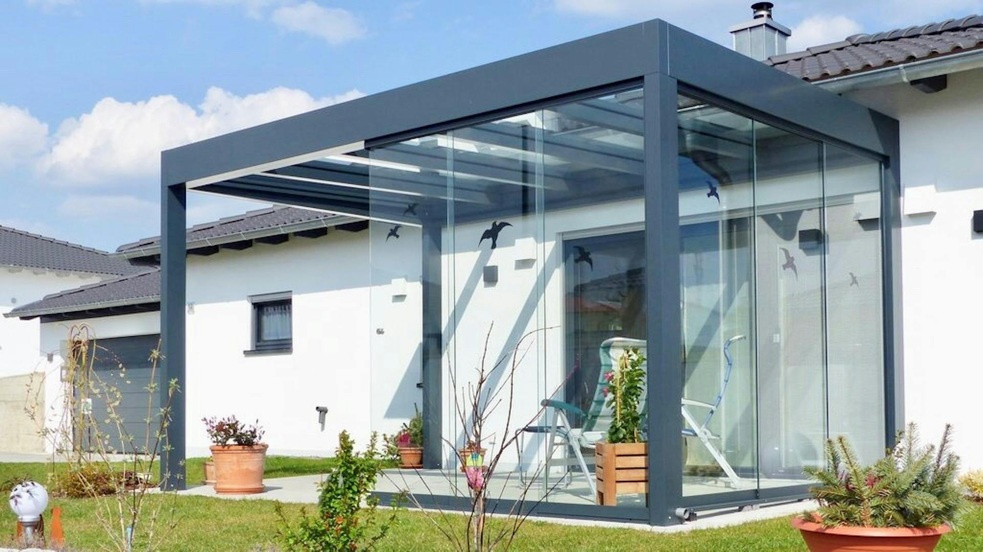 Farbenpalette für deinen Sommergarten mit über 200 Tönen