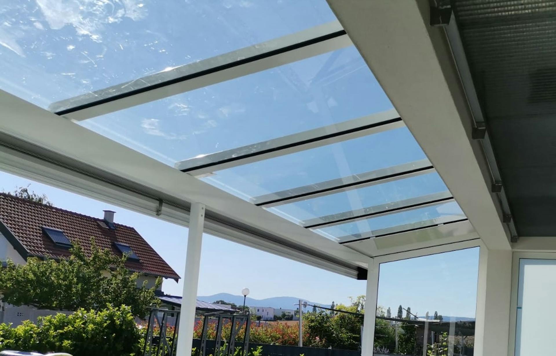Dachdeindeckung VSG Glas Terrassenüberdachung