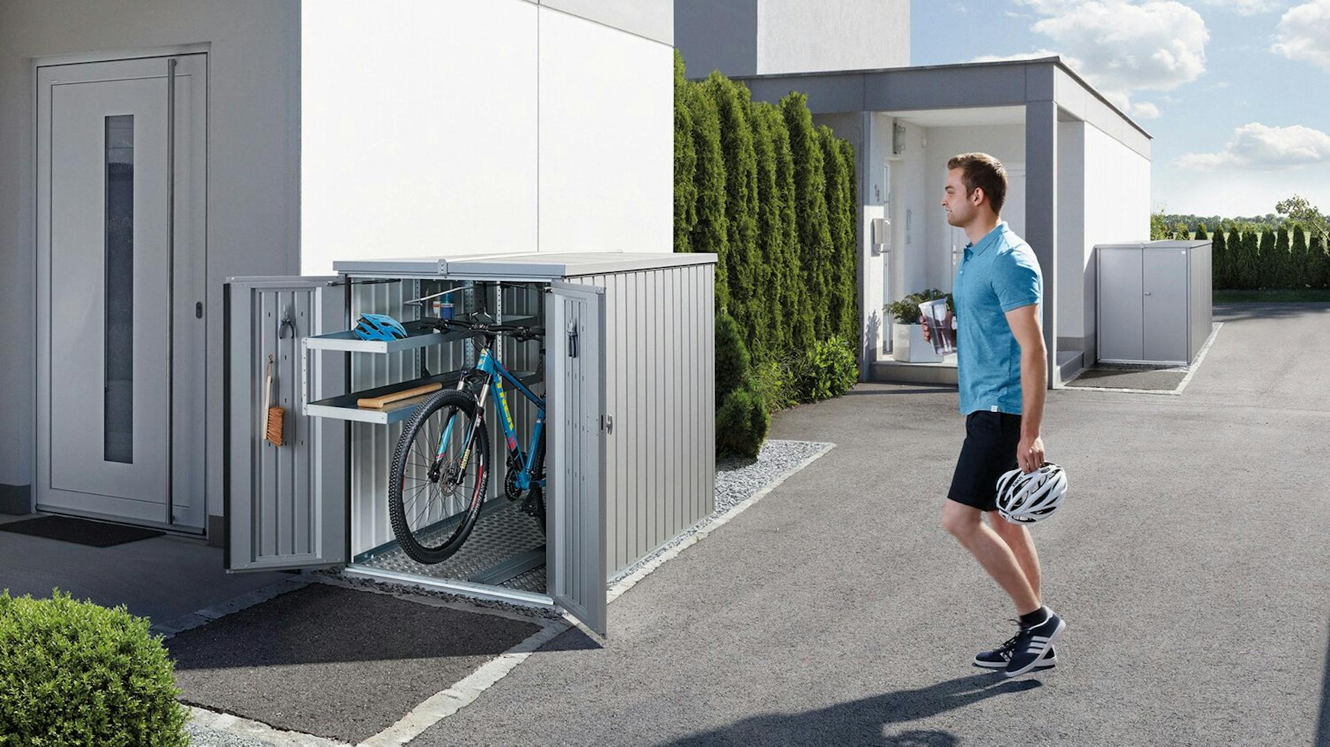 Biohort Fahrradgarage vor einem Haus