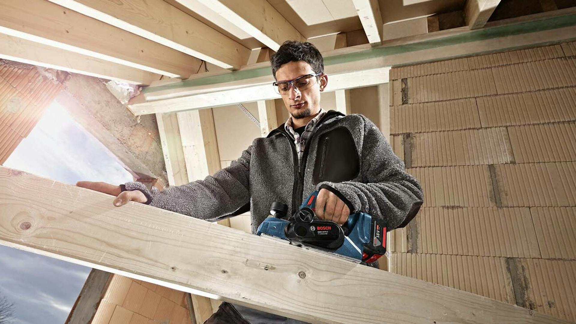 Bosch Professional Hobel für die Bearbeitung von Holz